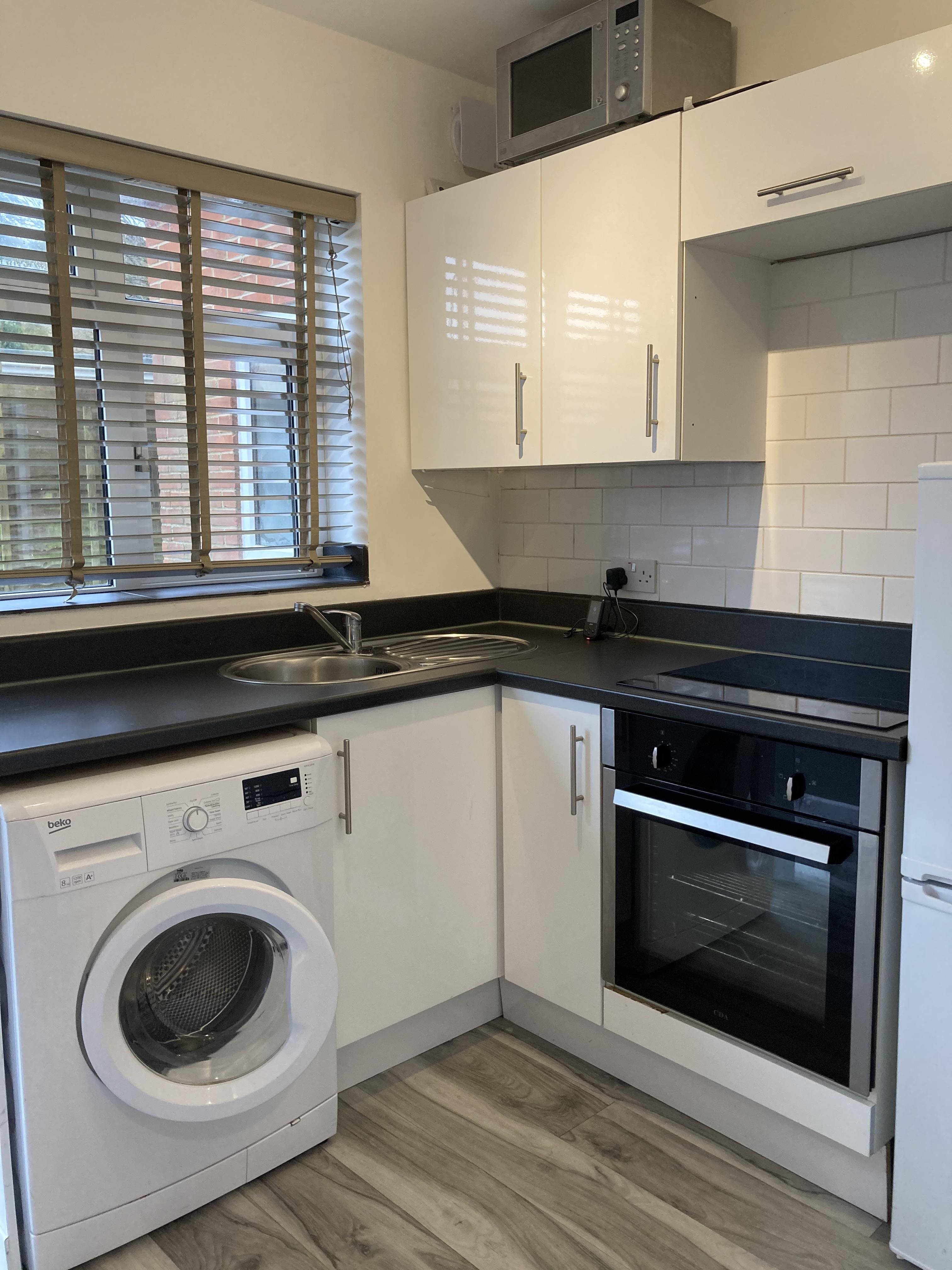 1 bed flat to rent in Columbia Road, Bournemouth, BH10 1