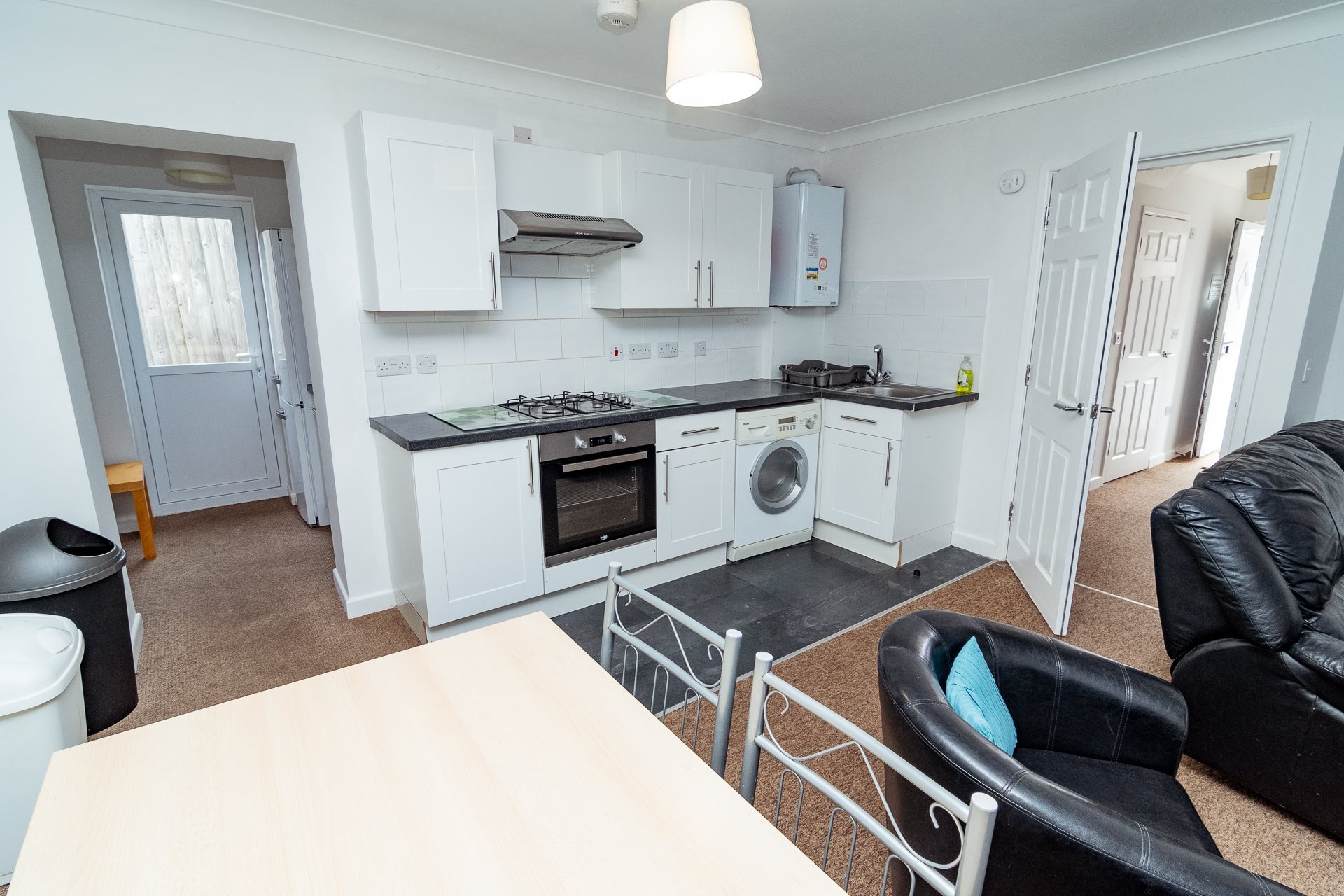 1 bed house / flat share to rent in Richards Close, Bournemouth, BH10  - Property Image 7