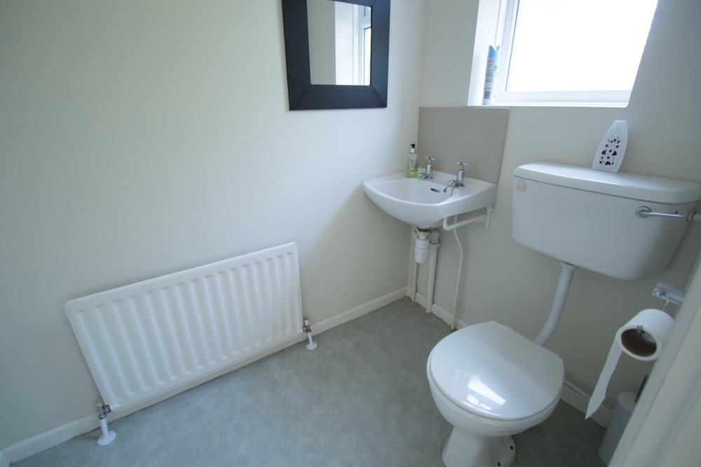 3 bed house to rent in Derwent Close, , BH9 8