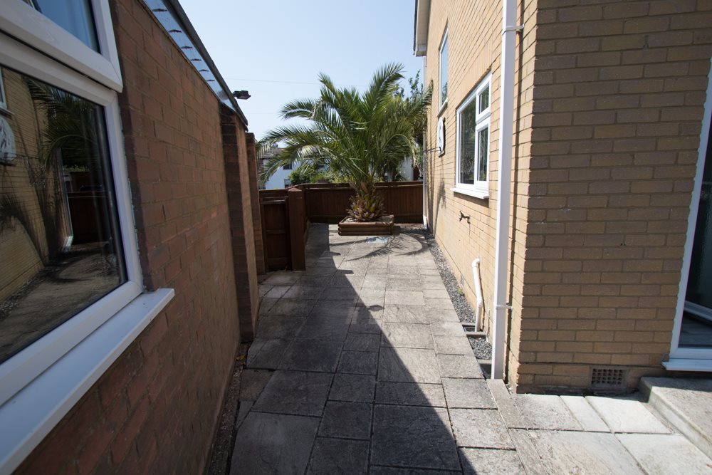 3 bed house to rent in Derwent Close, , BH9  - Property Image 17