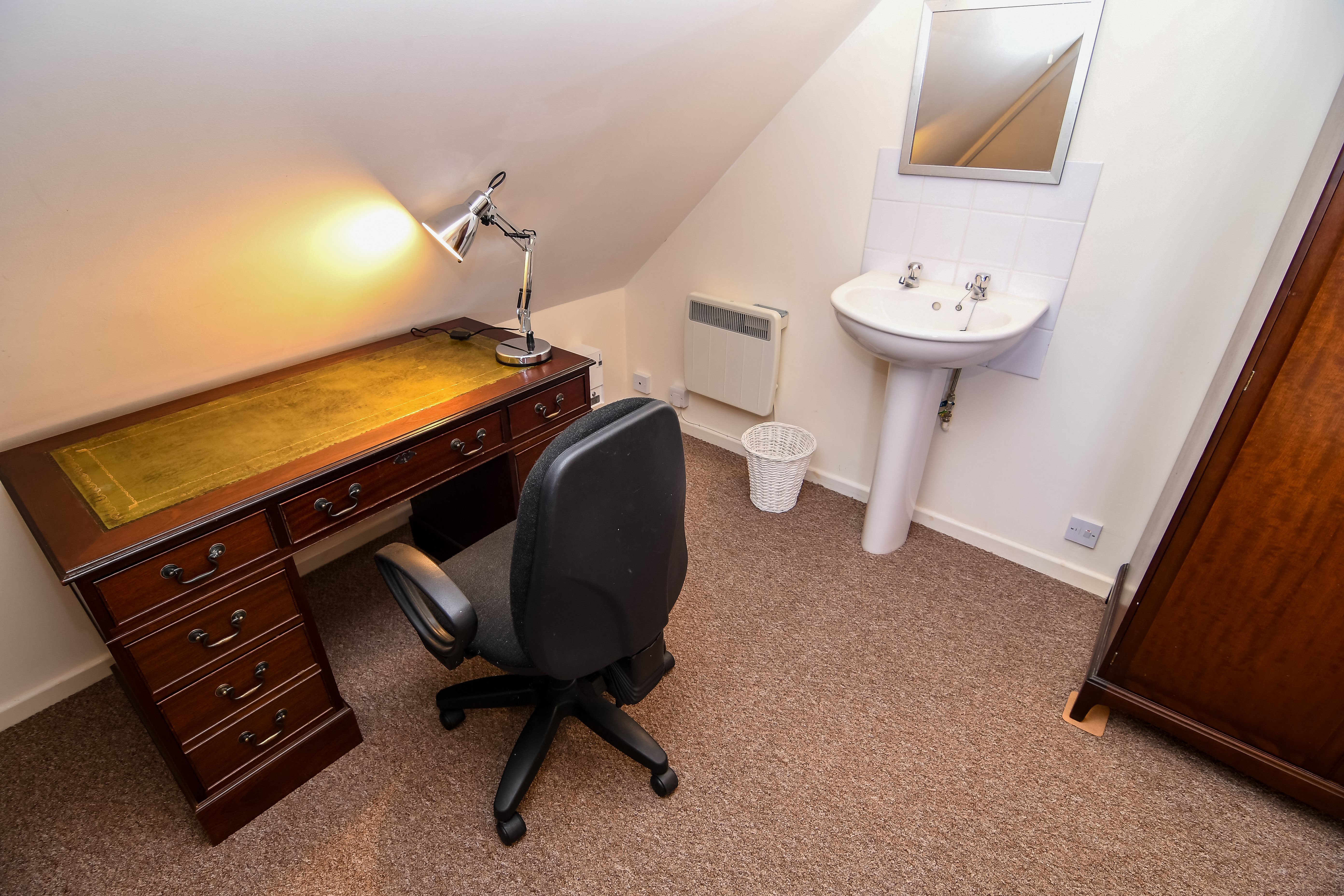 1 bed house / flat share to rent in Churchill Road, Bournemouth, BH1 2