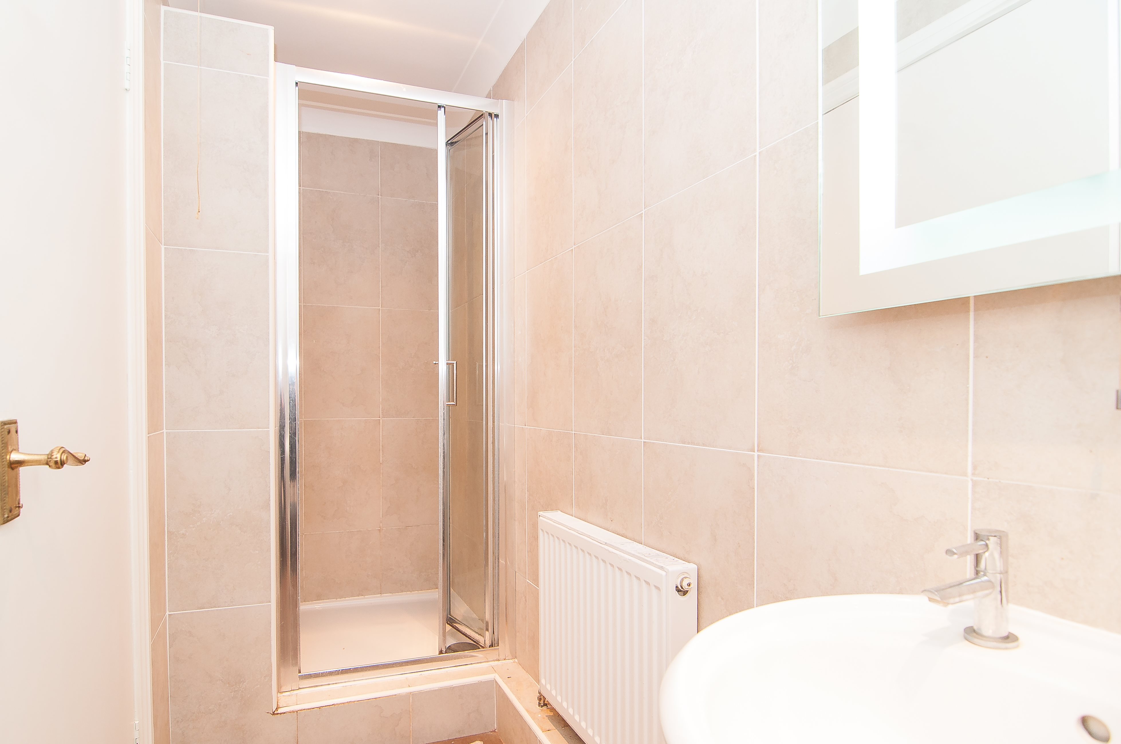 2 bed flat to rent in Forest Road, Poole, BH13 5