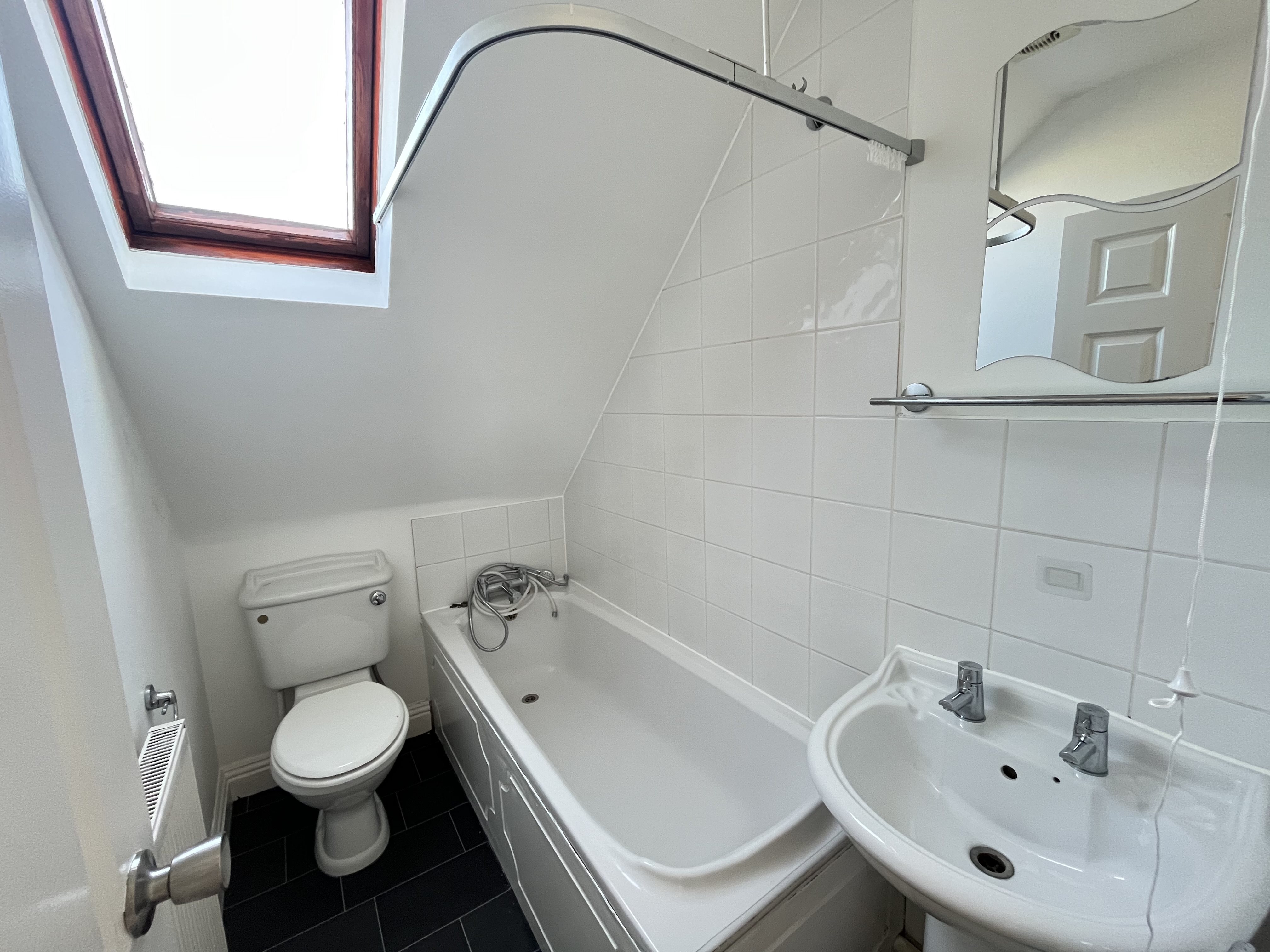 2 bed flat to rent in Westby Road, Bournemouth, BH5  - Property Image 6