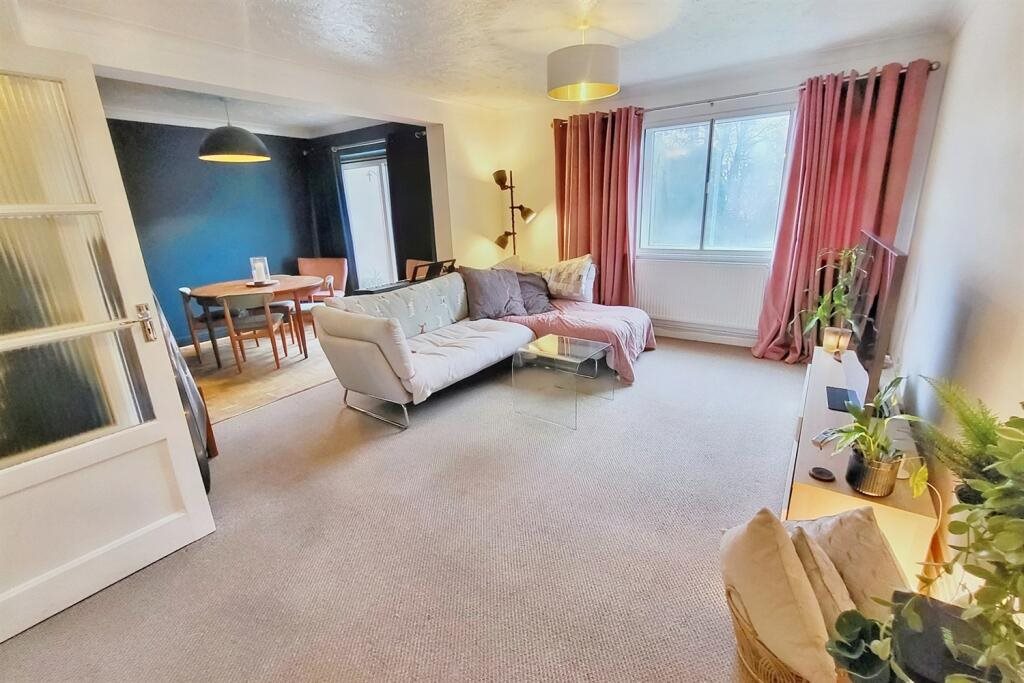 2 bed flat to rent in Talbot Avenue, Bournemouth, BH3  - Property Image 3