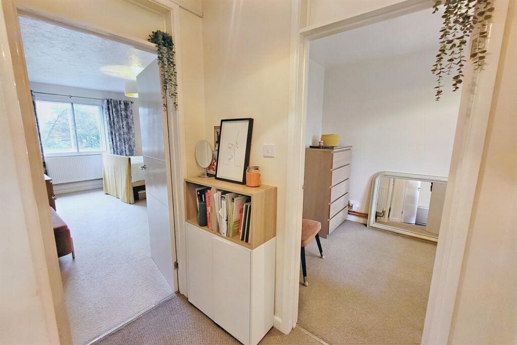 2 bed flat to rent in Talbot Avenue, Bournemouth, BH3 13