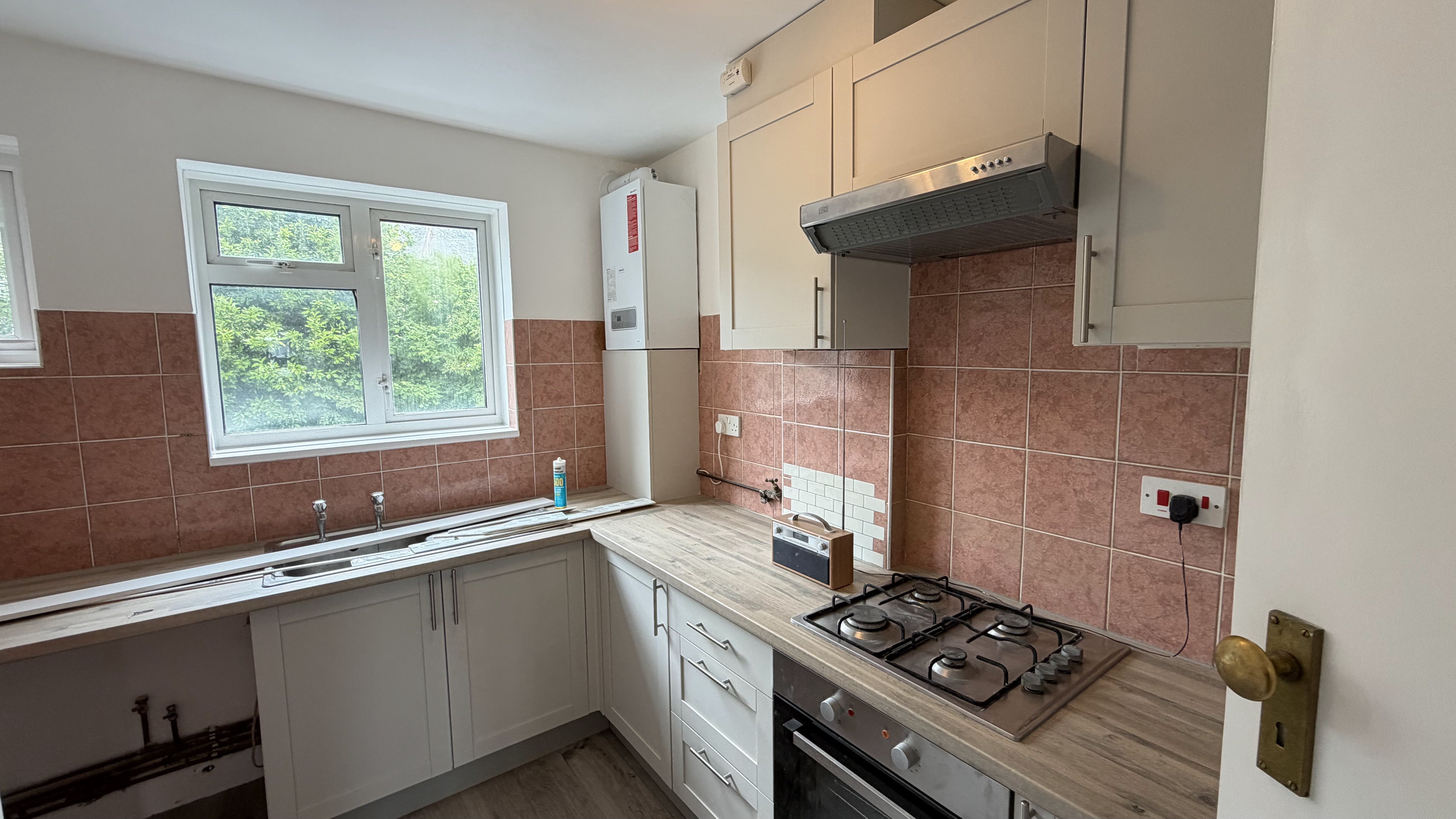 2 bed flat to rent in Charminster Road, Bournemouth, BH8  - Property Image 9