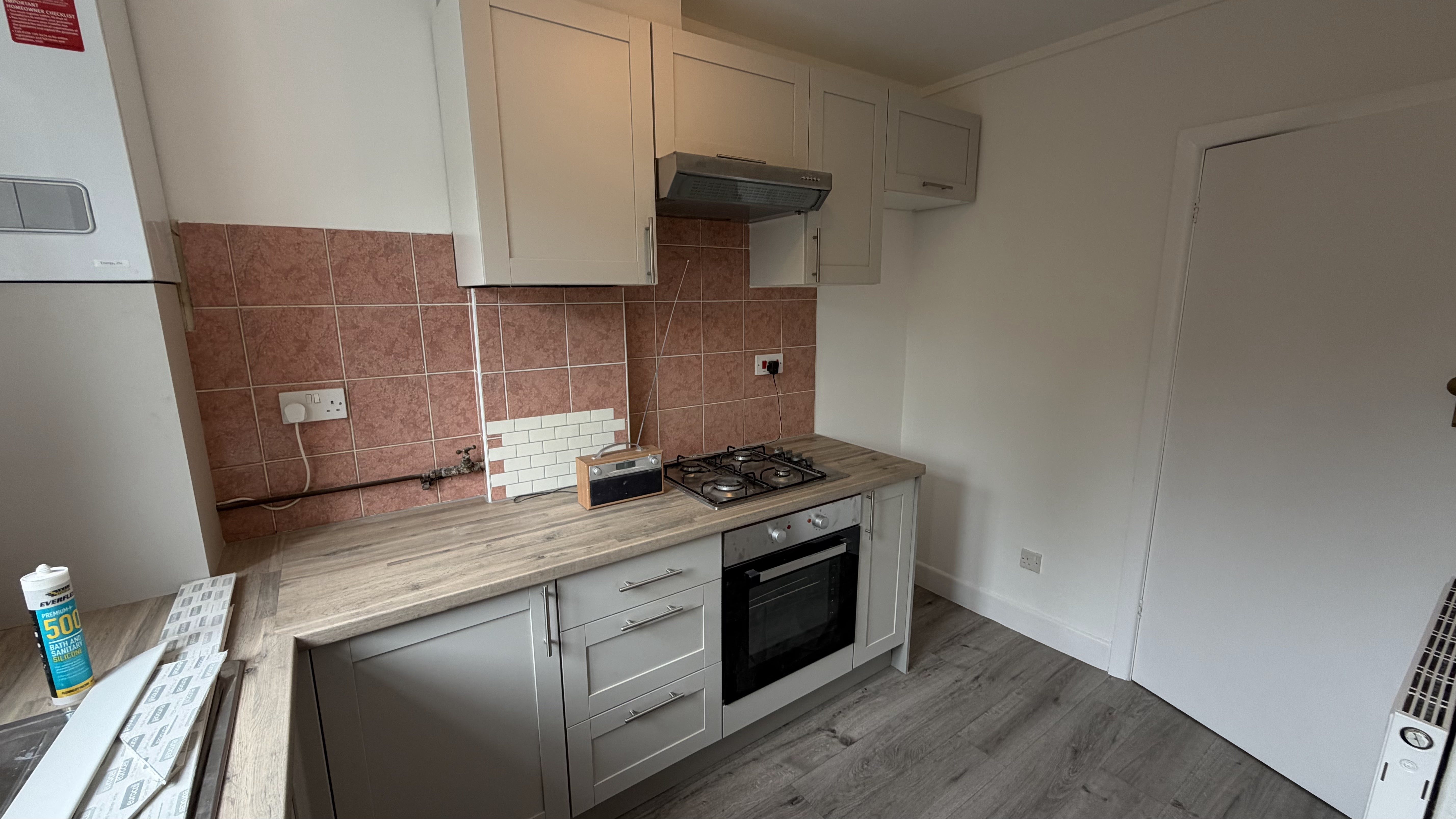 2 bed flat to rent in Charminster Road, Bournemouth, BH8