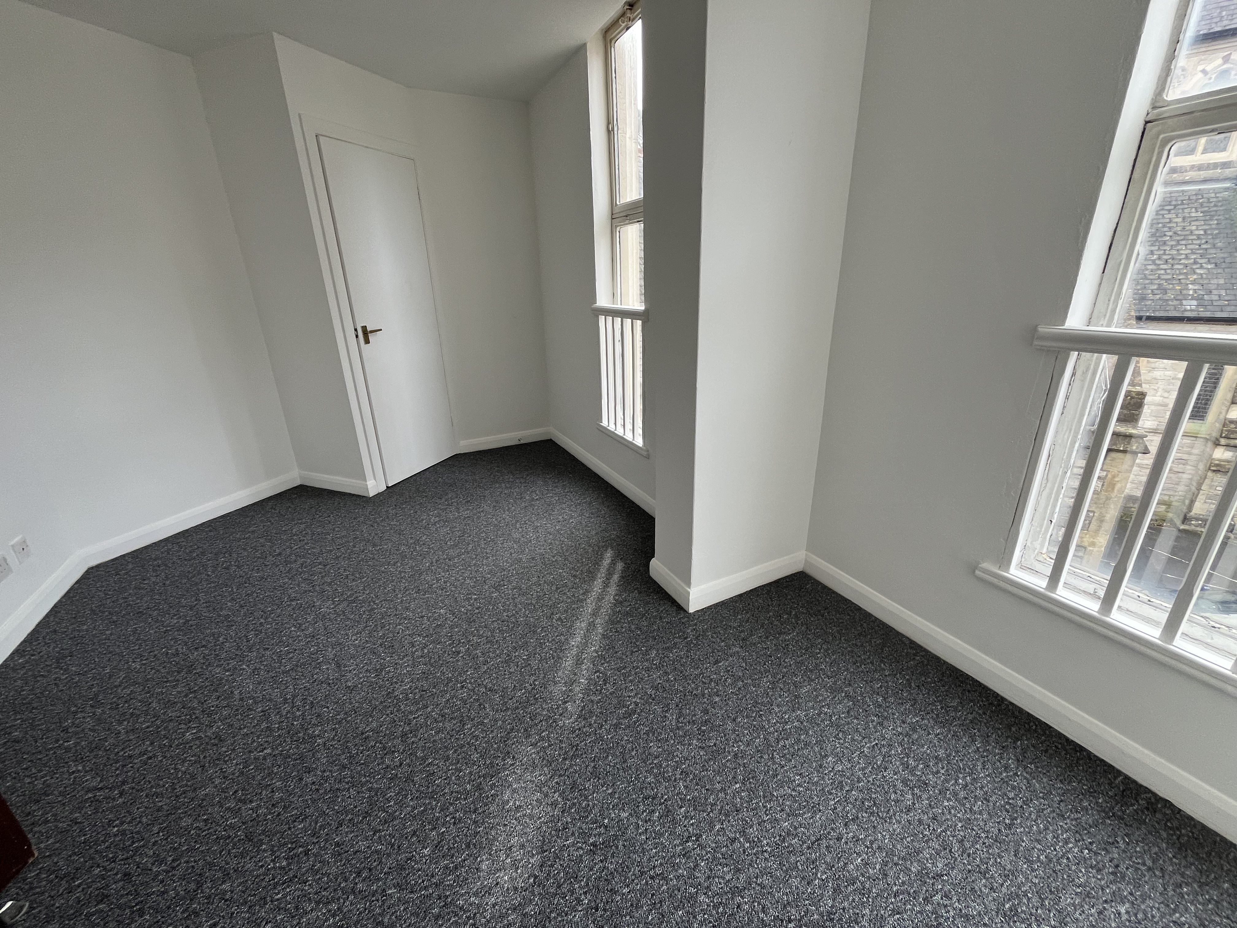 4 bed apartment to rent in St Peters Road, Bournemouth, BH1  - Property Image 5