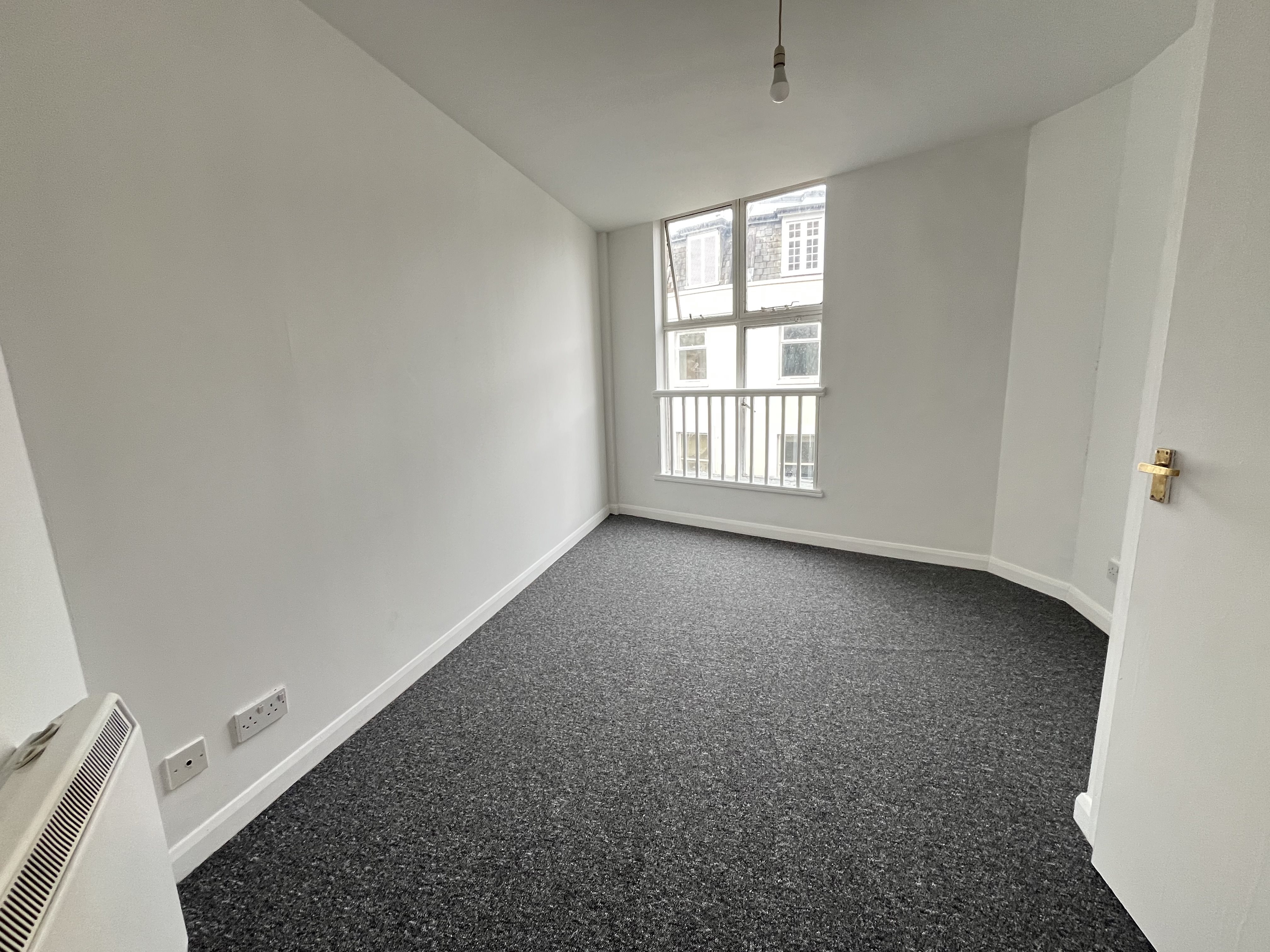 4 bed apartment to rent in St Peters Road, Bournemouth, BH1 7