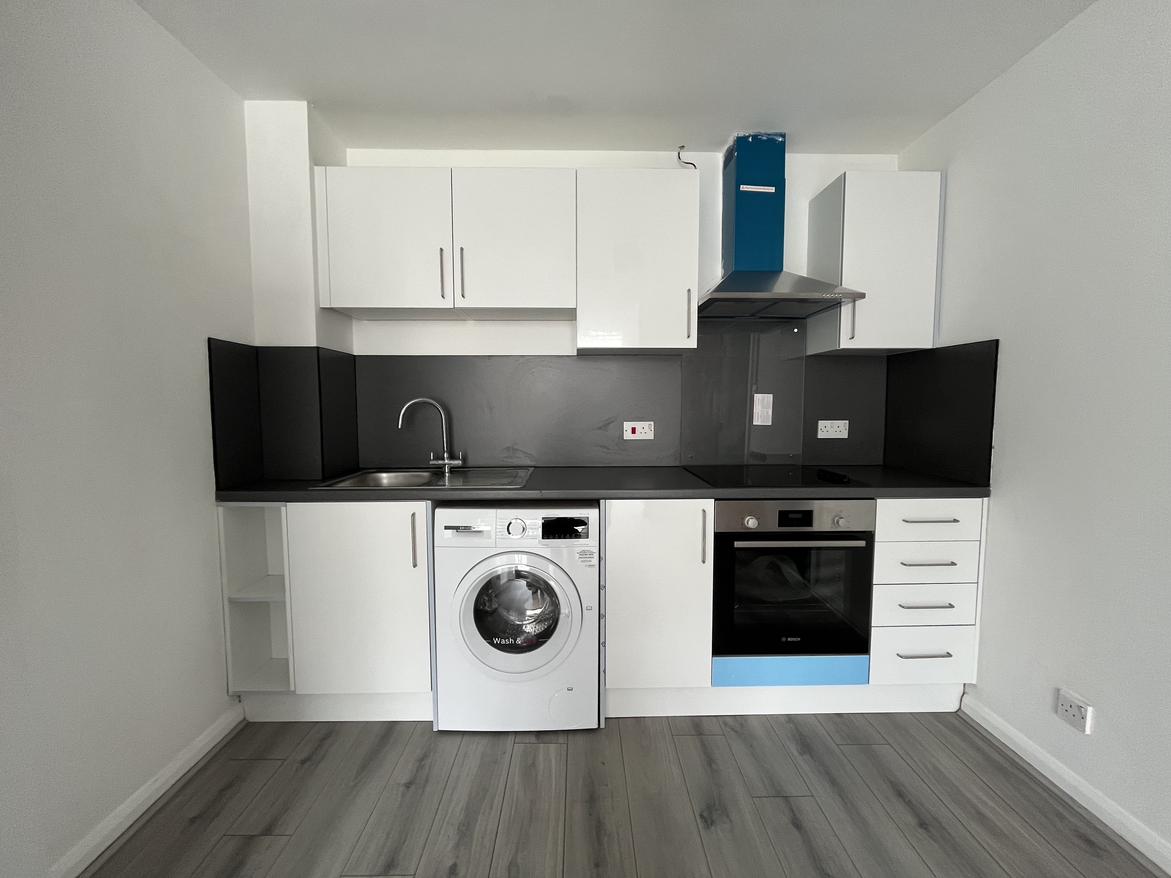 4 bed apartment to rent in St Peters Road, Bournemouth, BH1  - Property Image 1