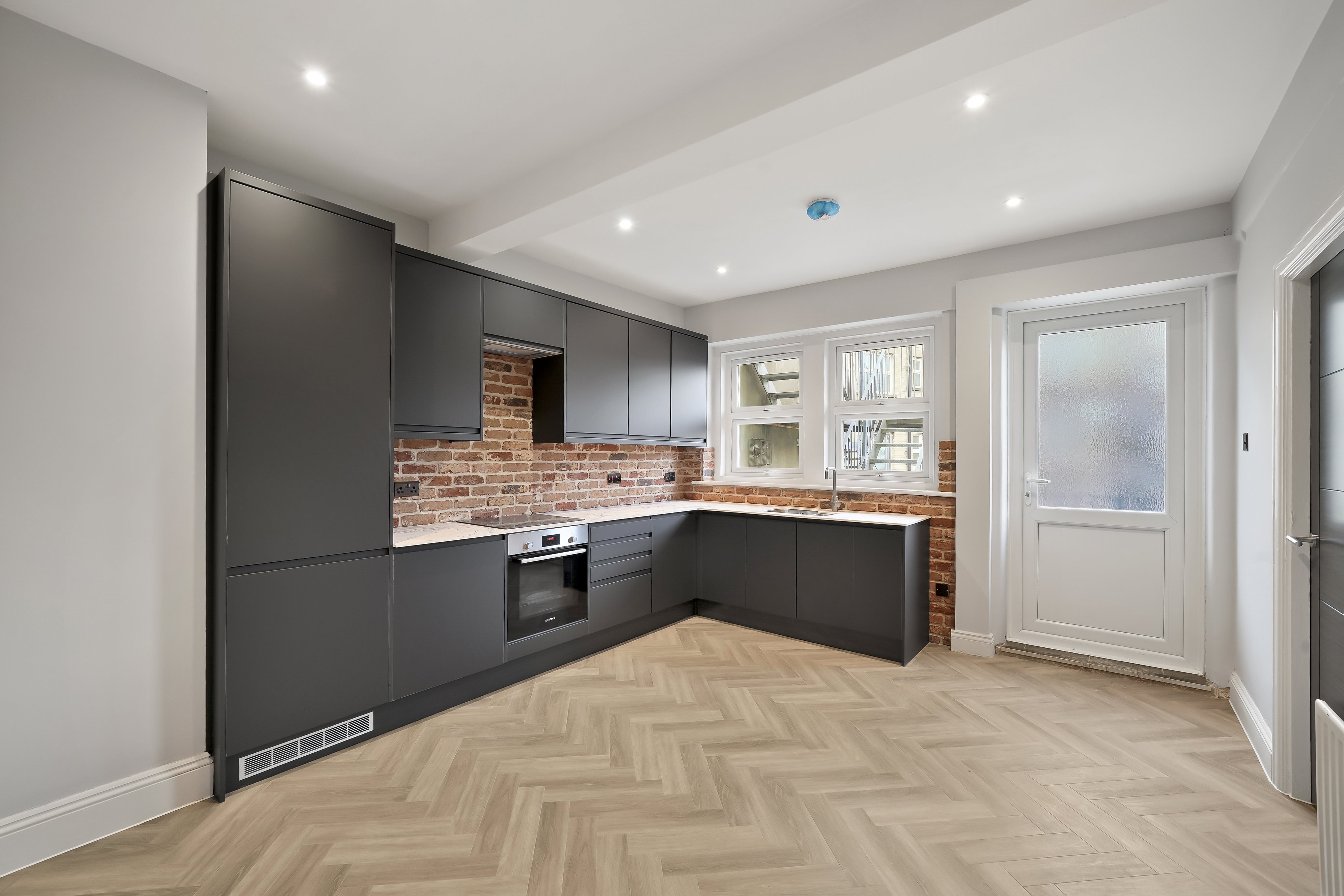 2 bed flat to rent in Richmond Hill, Bournemouth  - Property Image 6