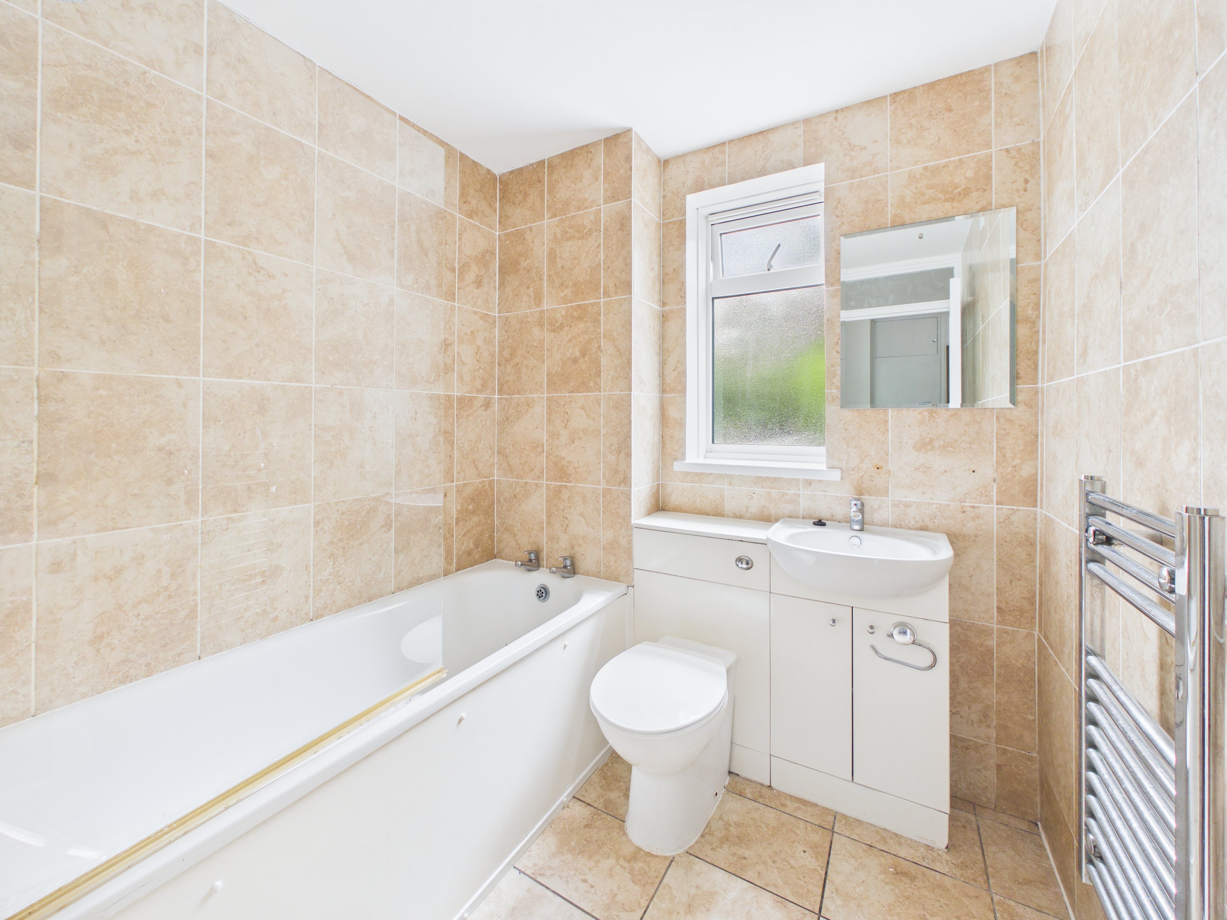 1 bed flat to rent in Branksome Wood Road, Bournemouth, BH4  - Property Image 11