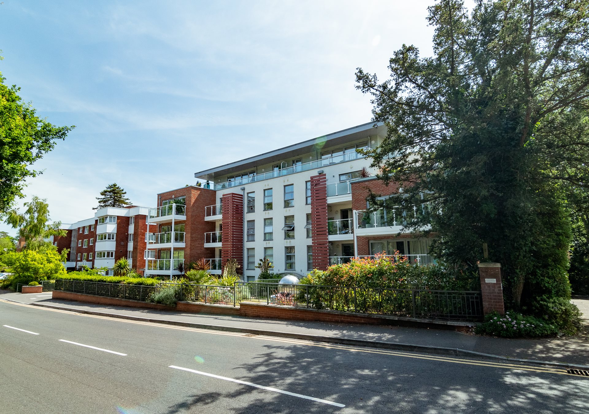 2 bed flat to rent in Branksome Wood Road, Bournemouth 15