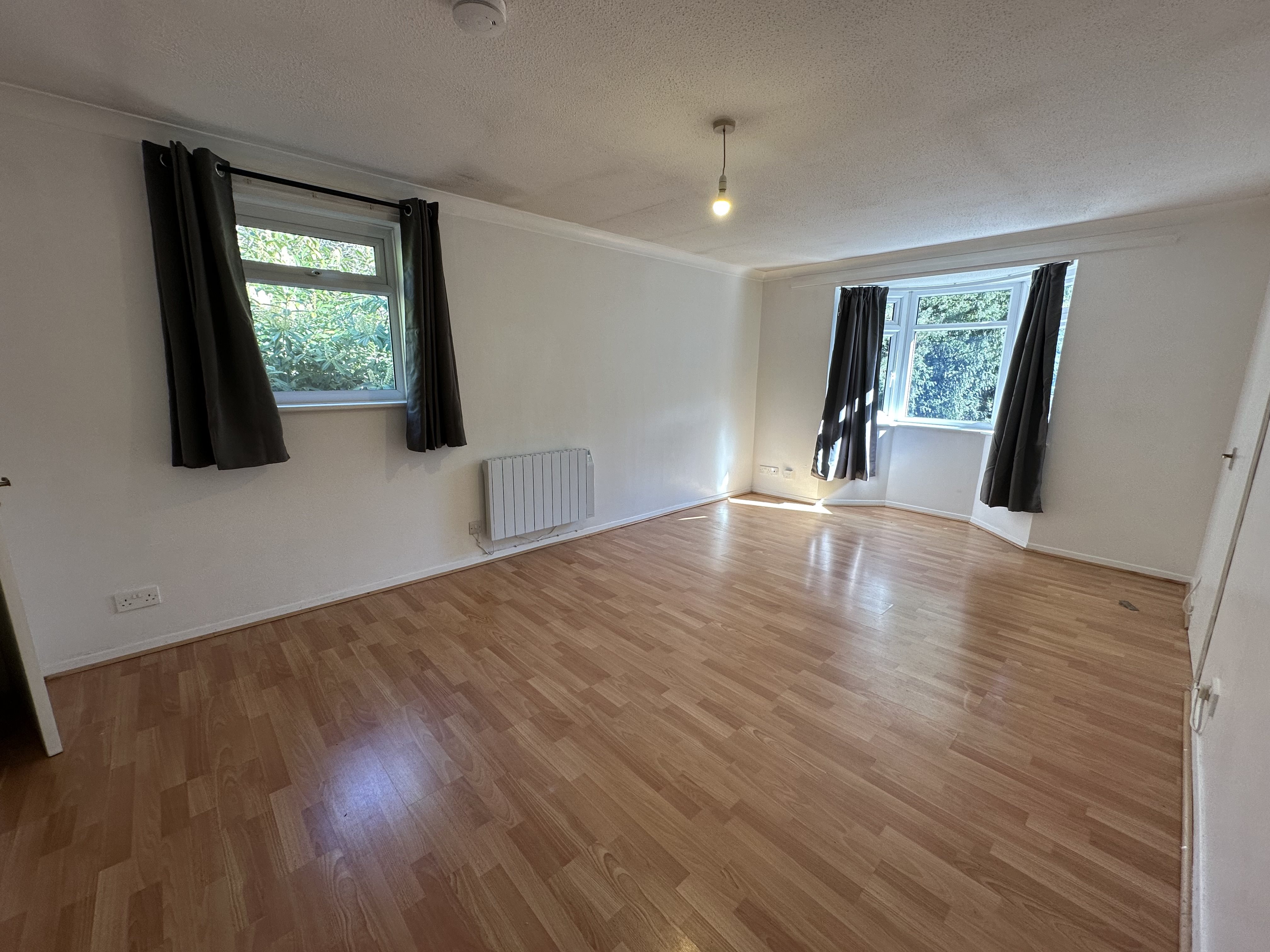 1 bed flat to rent in Manor Road, , BH1