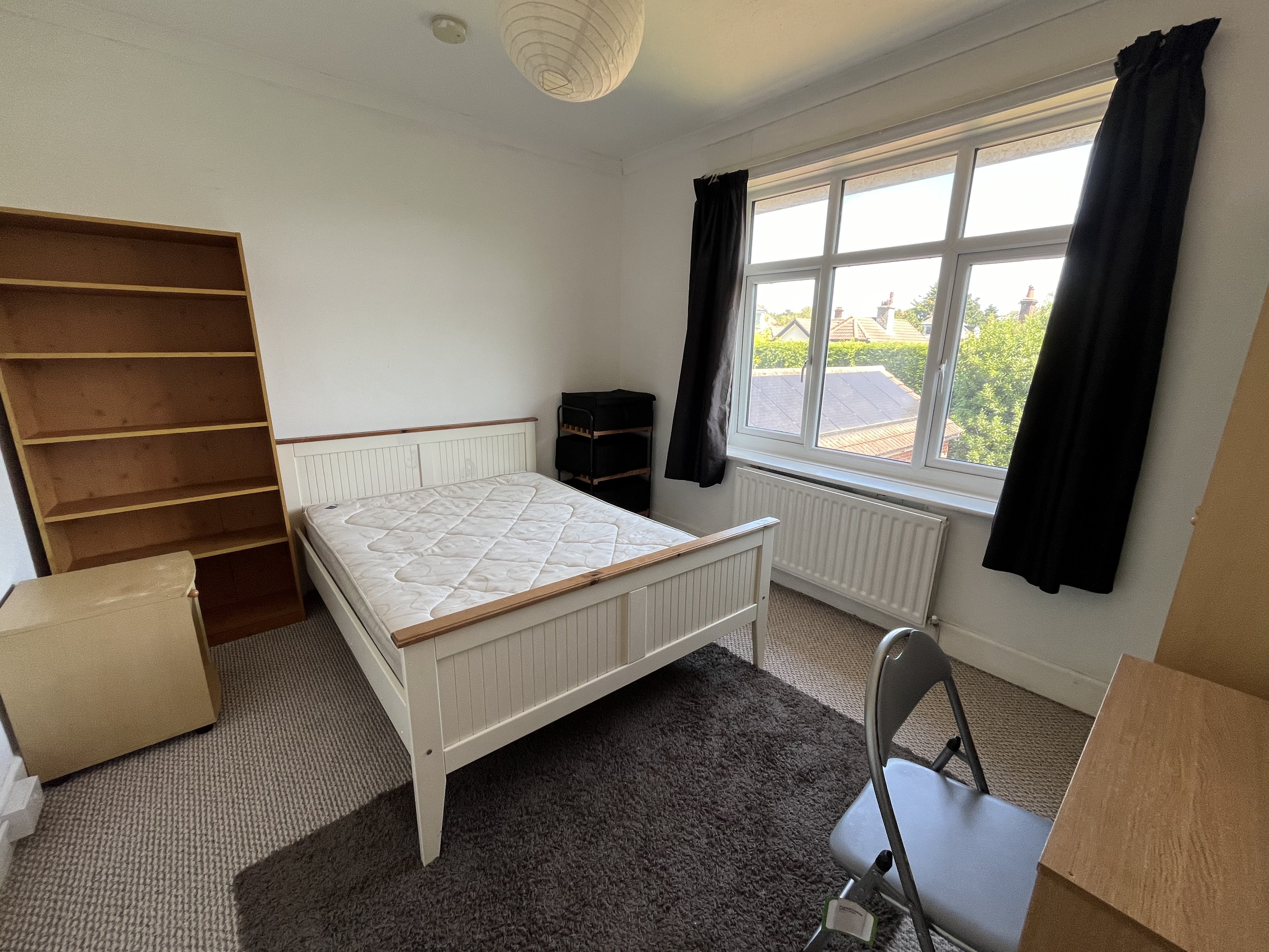 5 bed house to rent in Bethia Road, Bournemouth 9