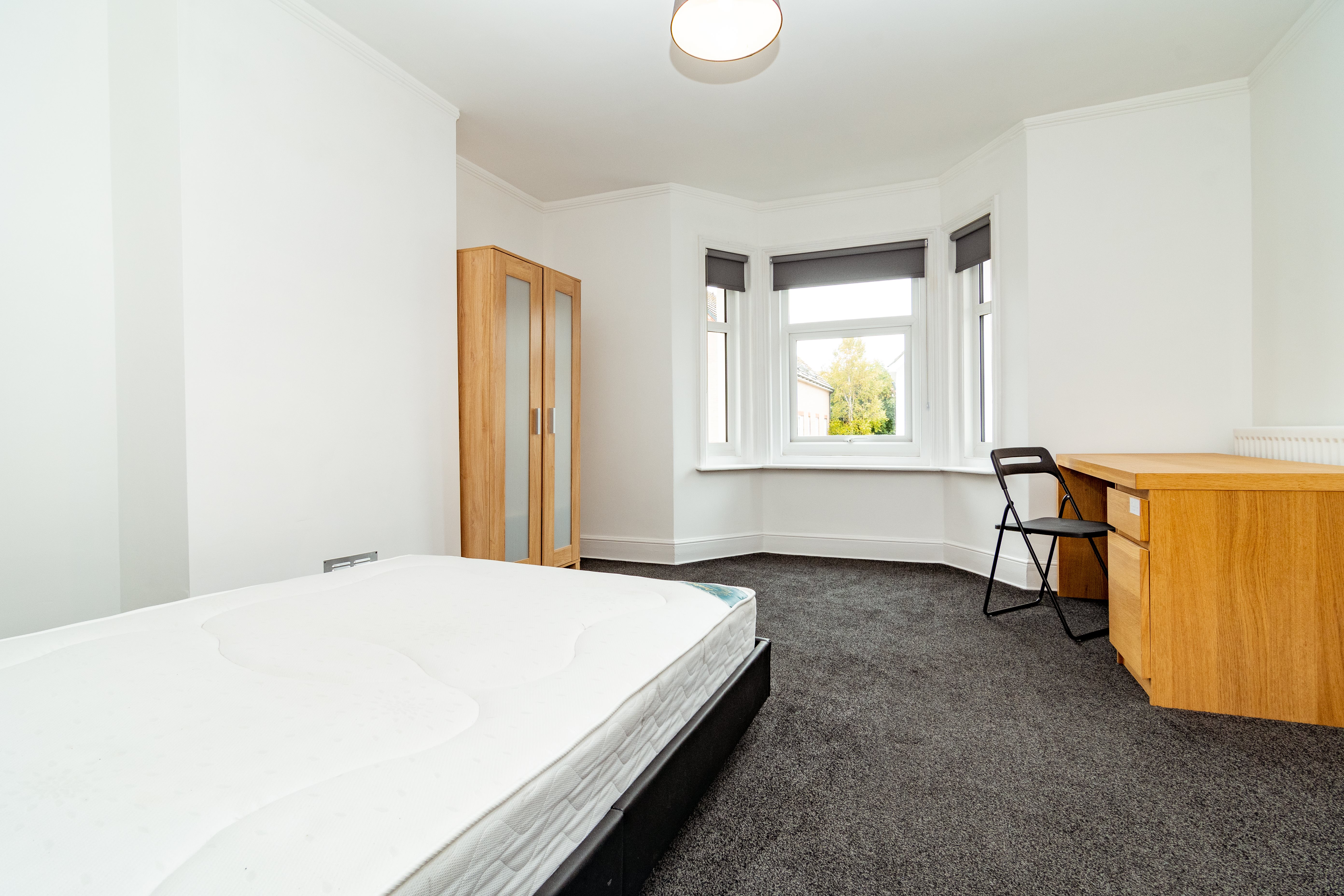 6 bed semi-detached house to rent in Queensland Road, Bournemouth 1