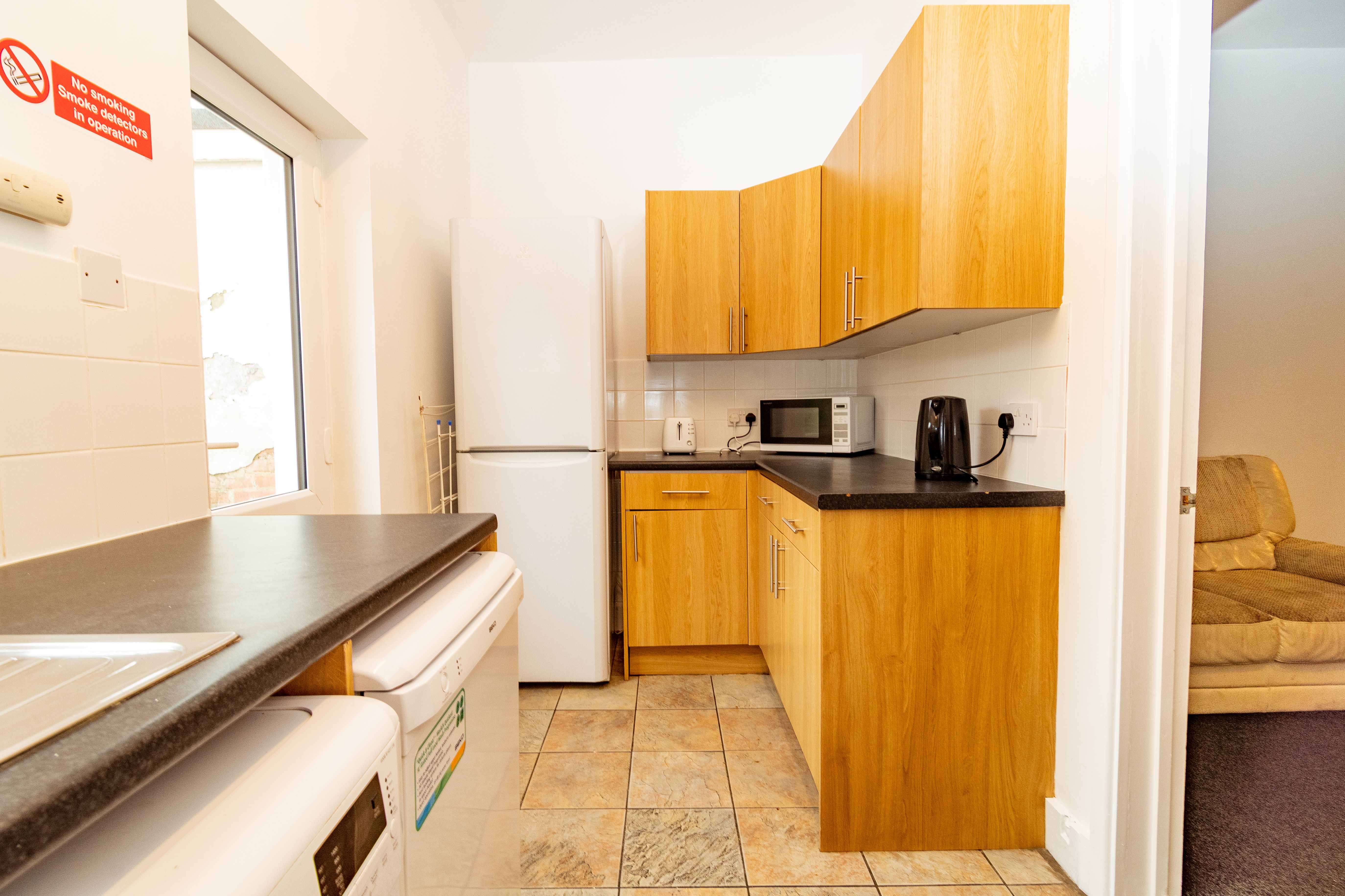 6 bed semi-detached house to rent in Queensland Road, Bournemouth  - Property Image 19