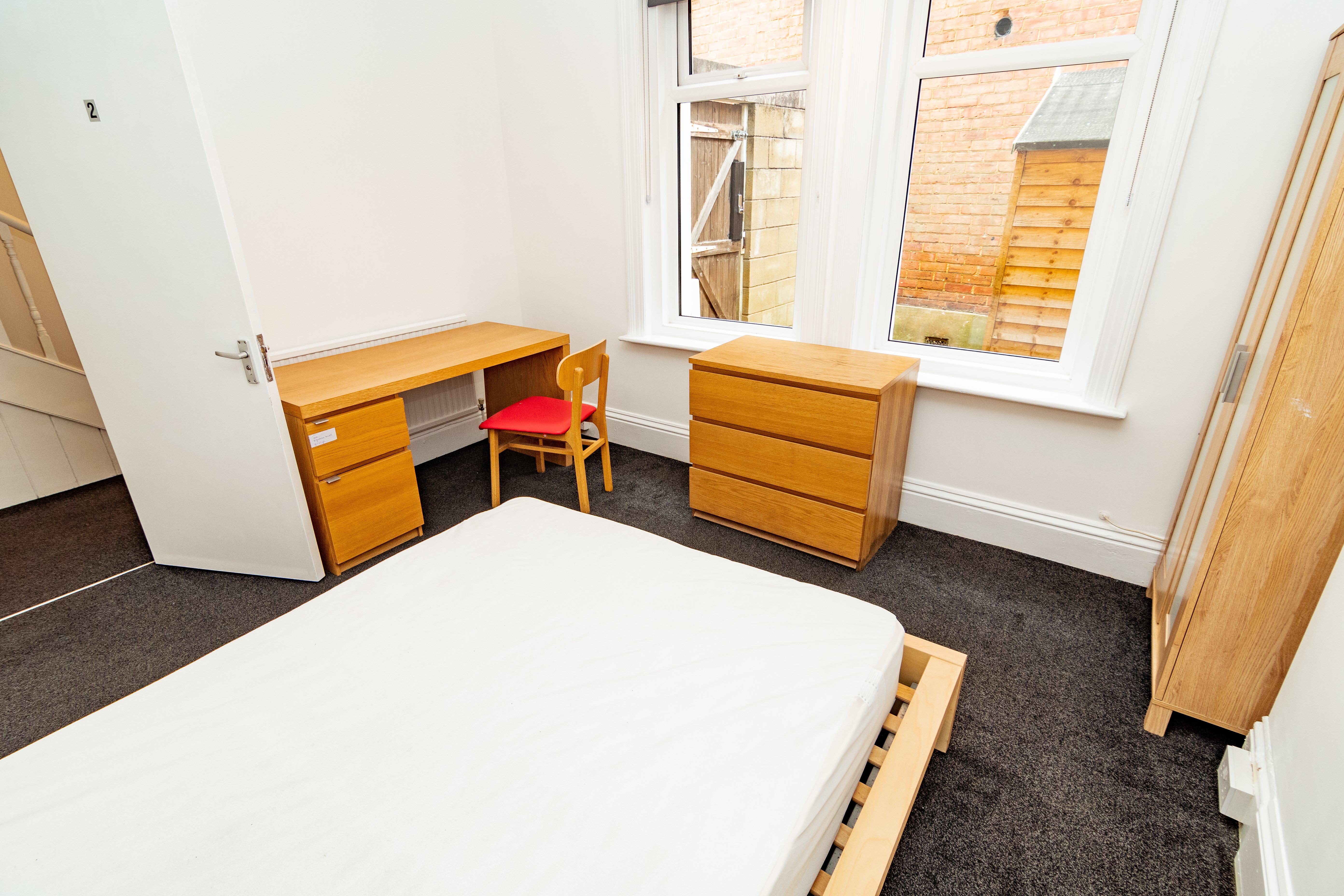 6 bed semi-detached house to rent in Queensland Road, Bournemouth  - Property Image 22