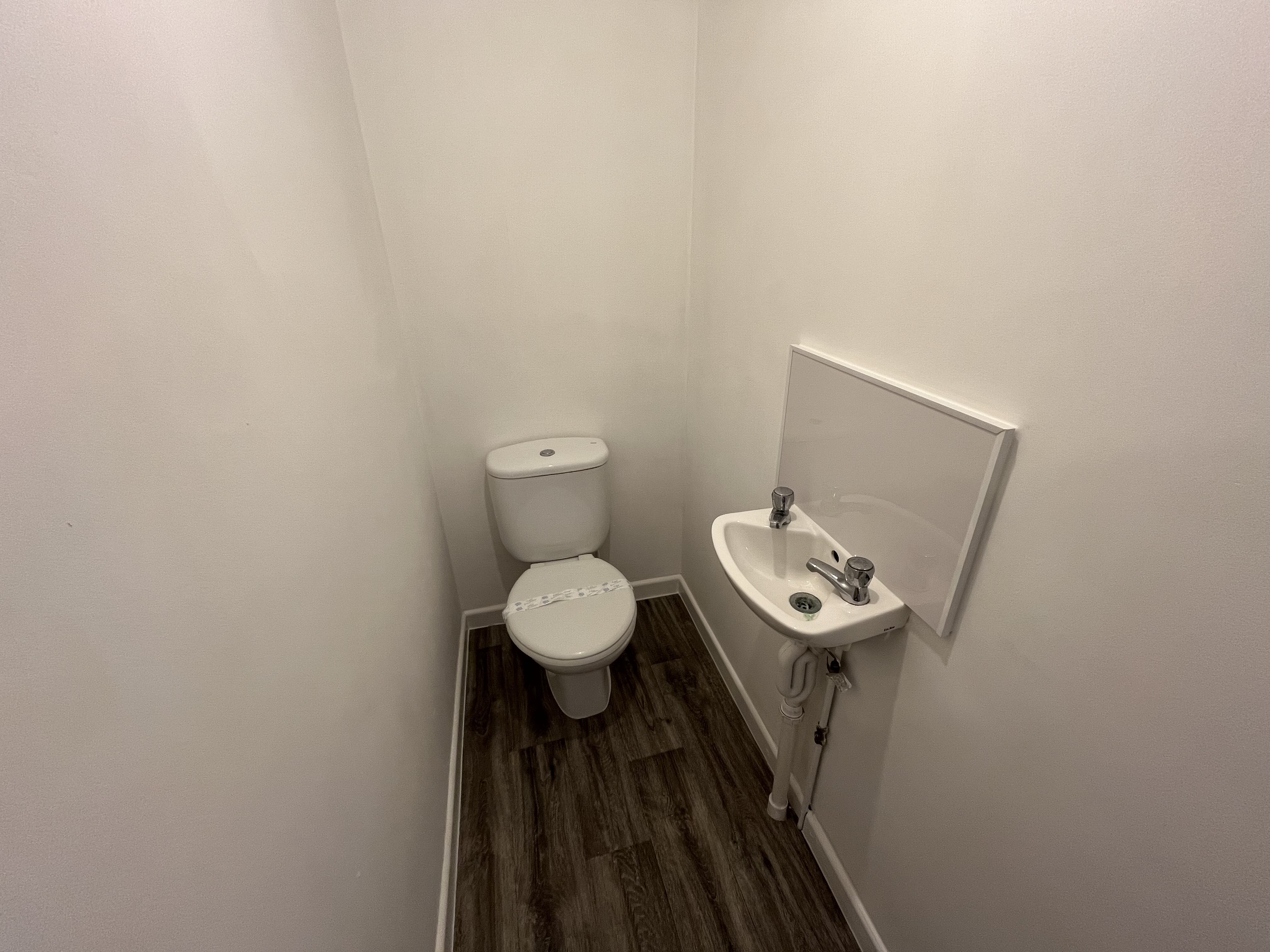 3 bed flat to rent in St Peters Road, Bournemouth 7