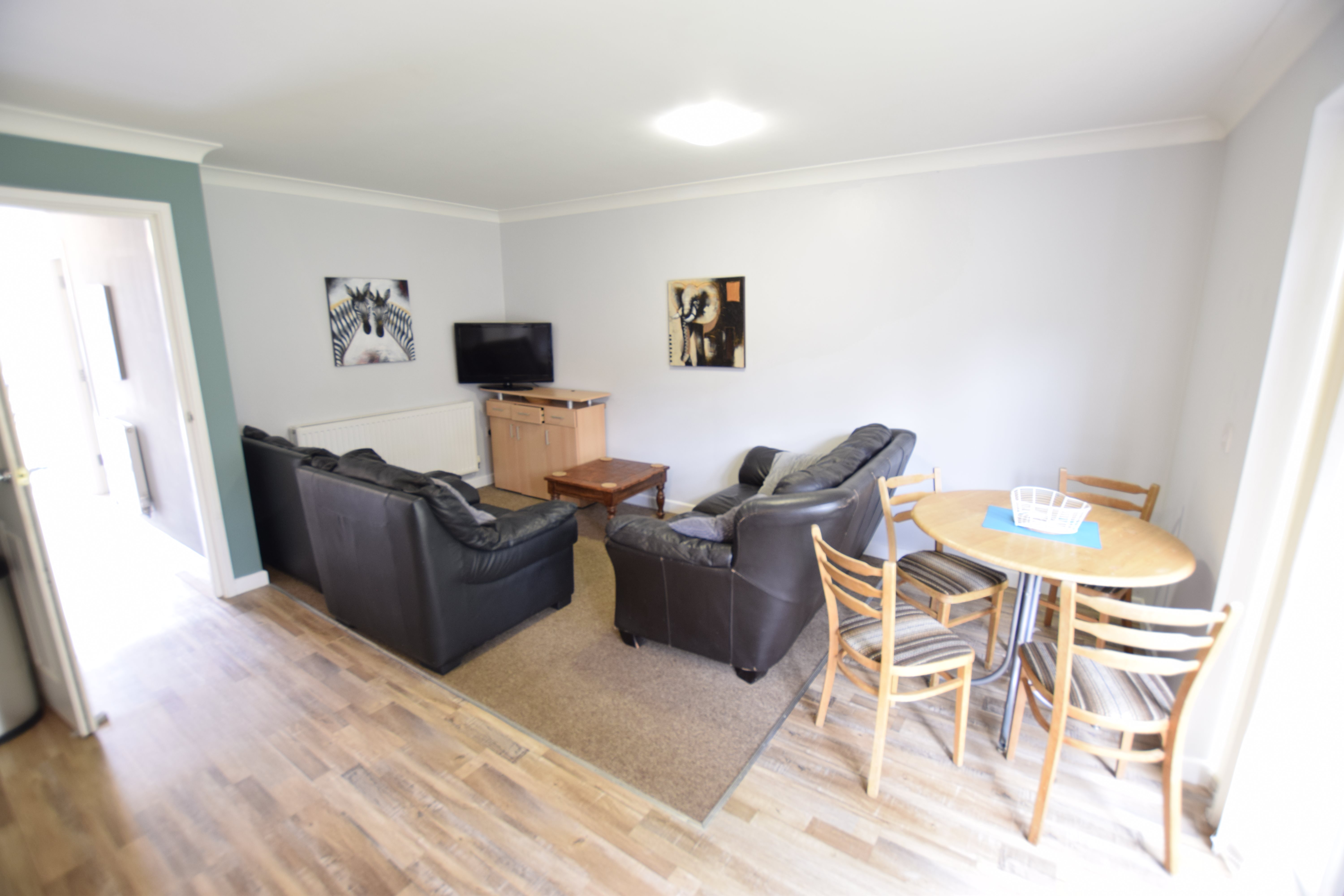 4 bed house to rent in Richards Close, Bournemouth 25