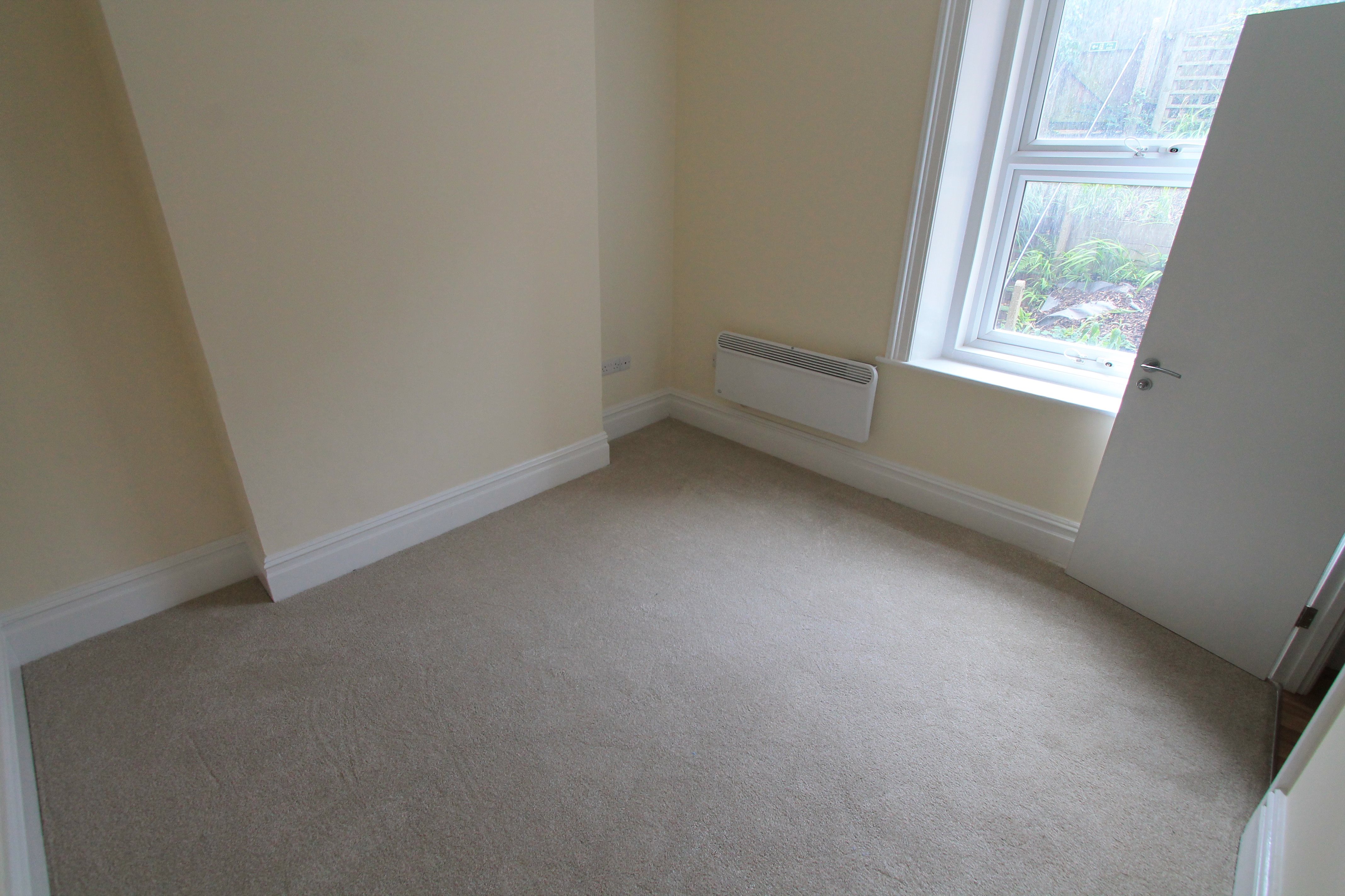 1 bed flat to rent in Verulam Place, Bournemouth  - Property Image 5