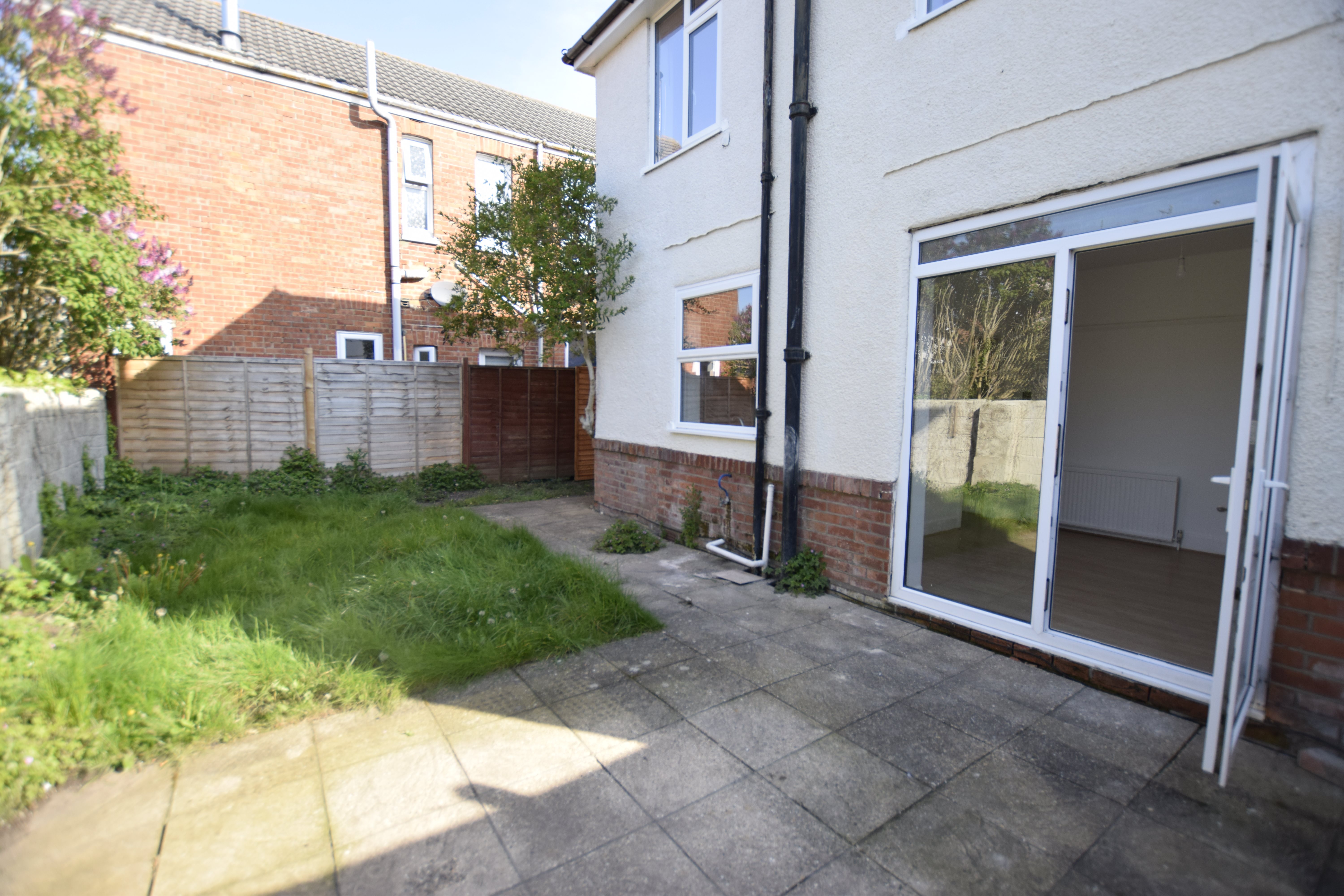 3 bed house to rent in Madison Avenue, Bournemouth, BH1 13