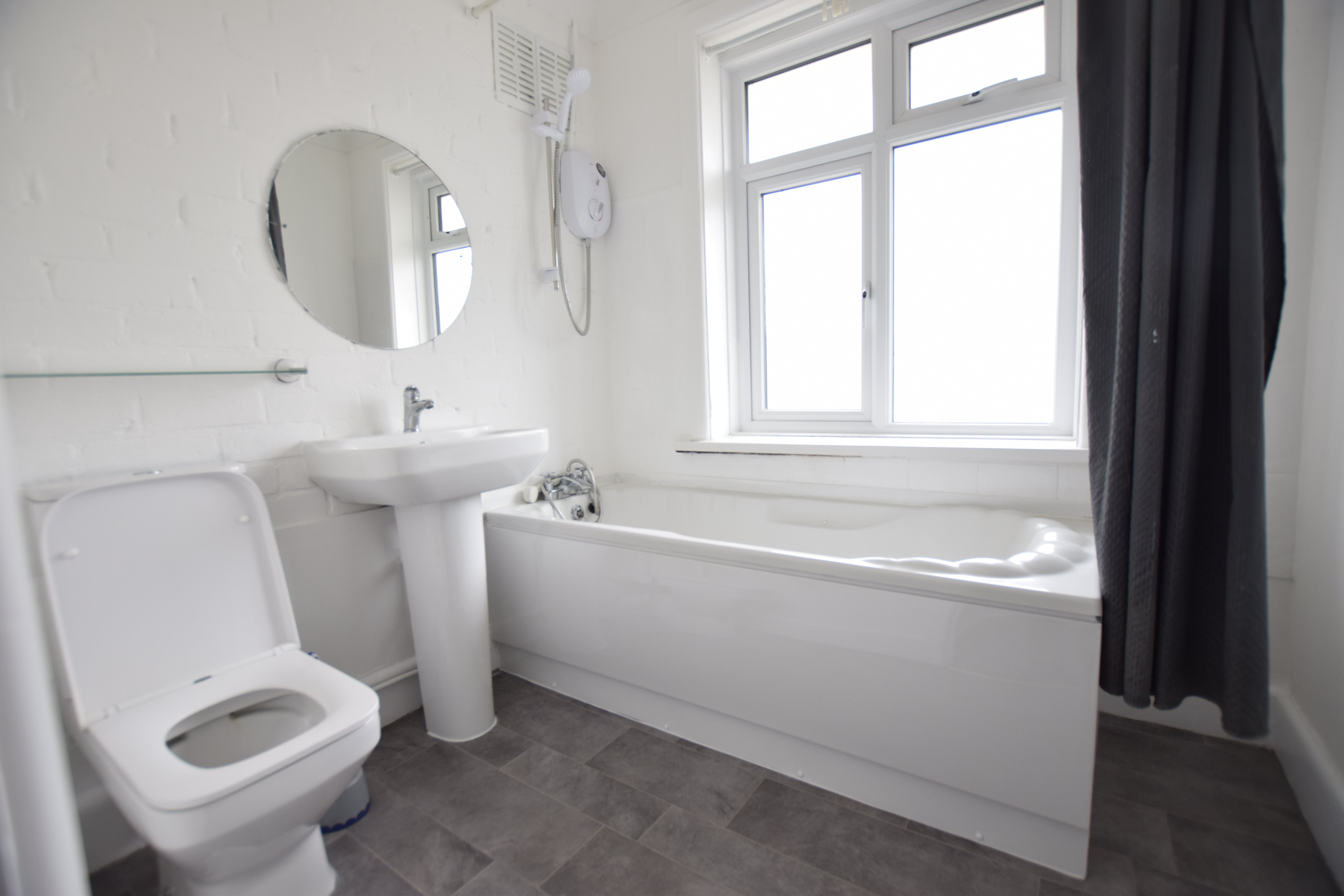 3 bed house to rent in Madison Avenue, Bournemouth, BH1 9