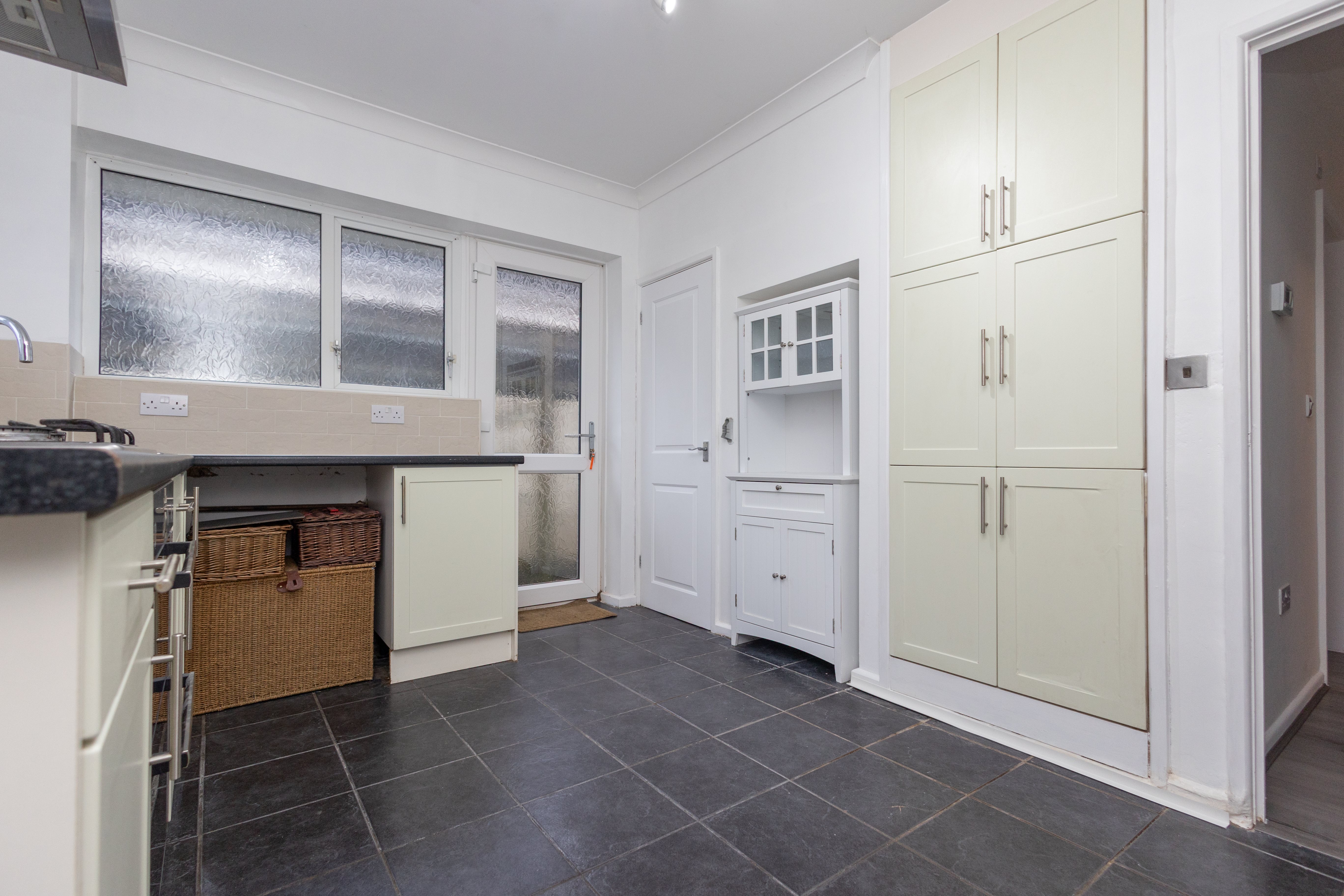 2 bed bungalow to rent in Craigmoor Avenue, Bournemouth 5