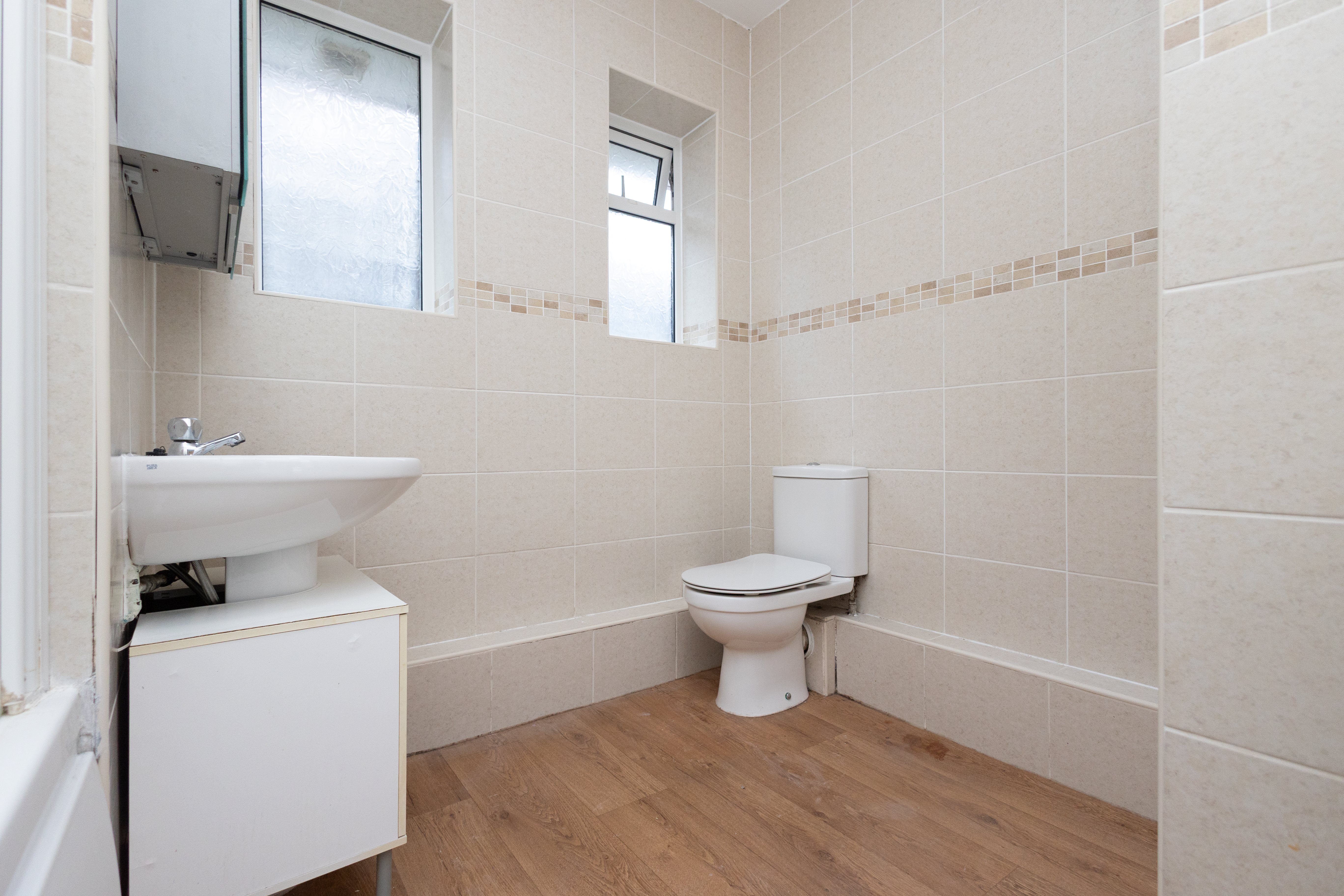 2 bed bungalow to rent in Craigmoor Avenue, Bournemouth 12