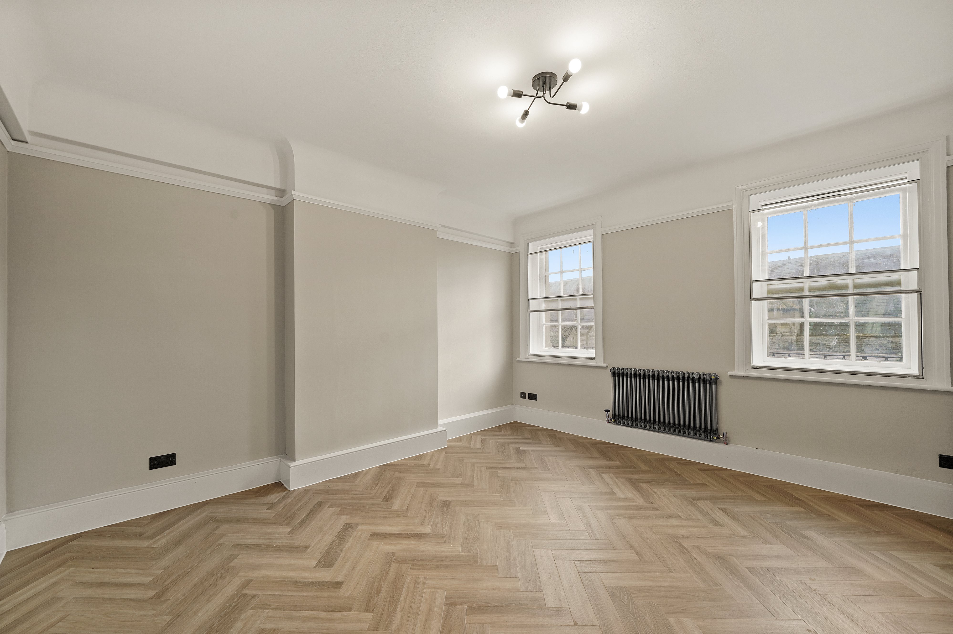 3 bed flat to rent in Richmond Hill, Bournemouth, BH2 8