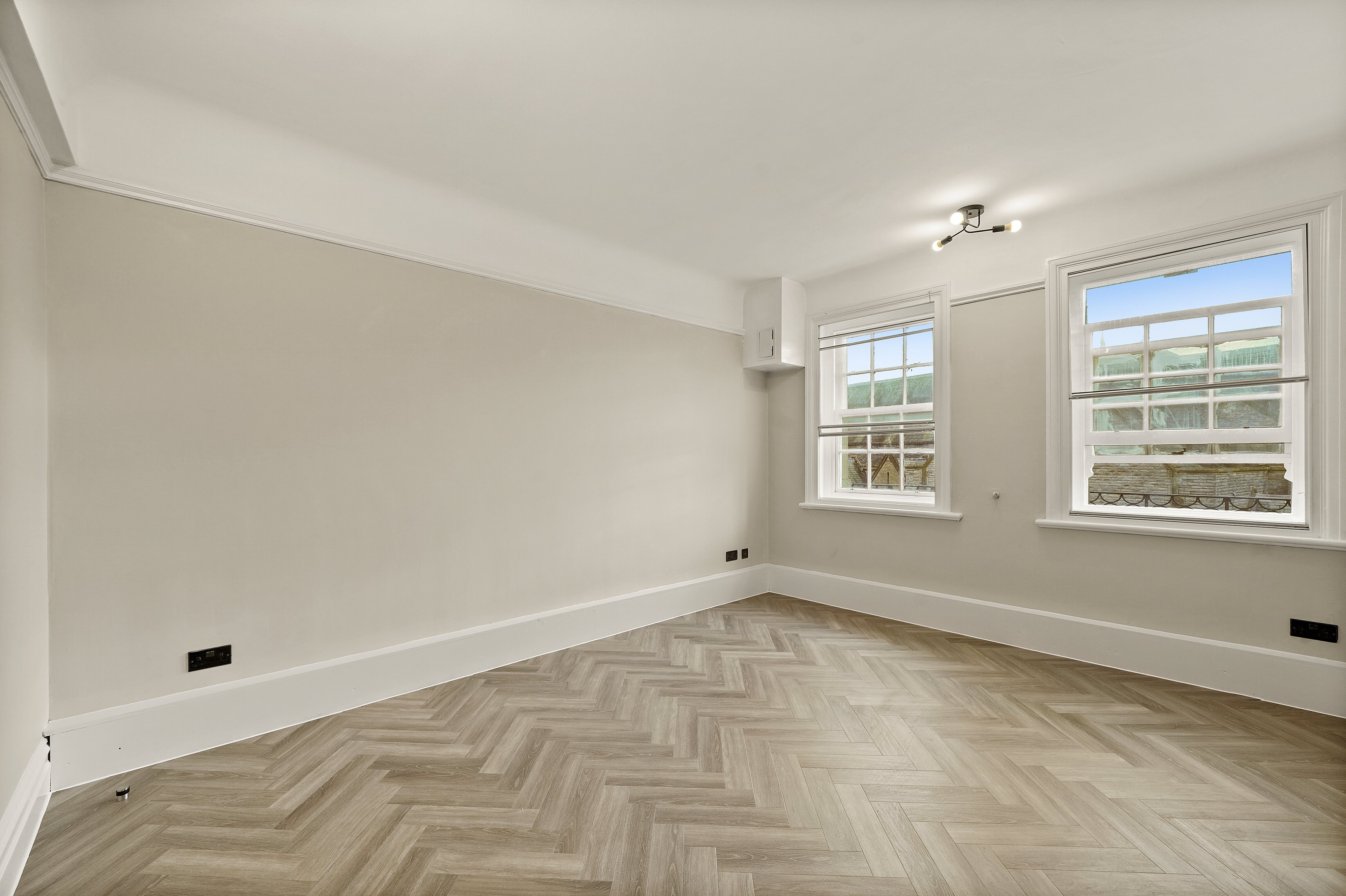 3 bed flat to rent in Richmond Hill, Bournemouth, BH2 11