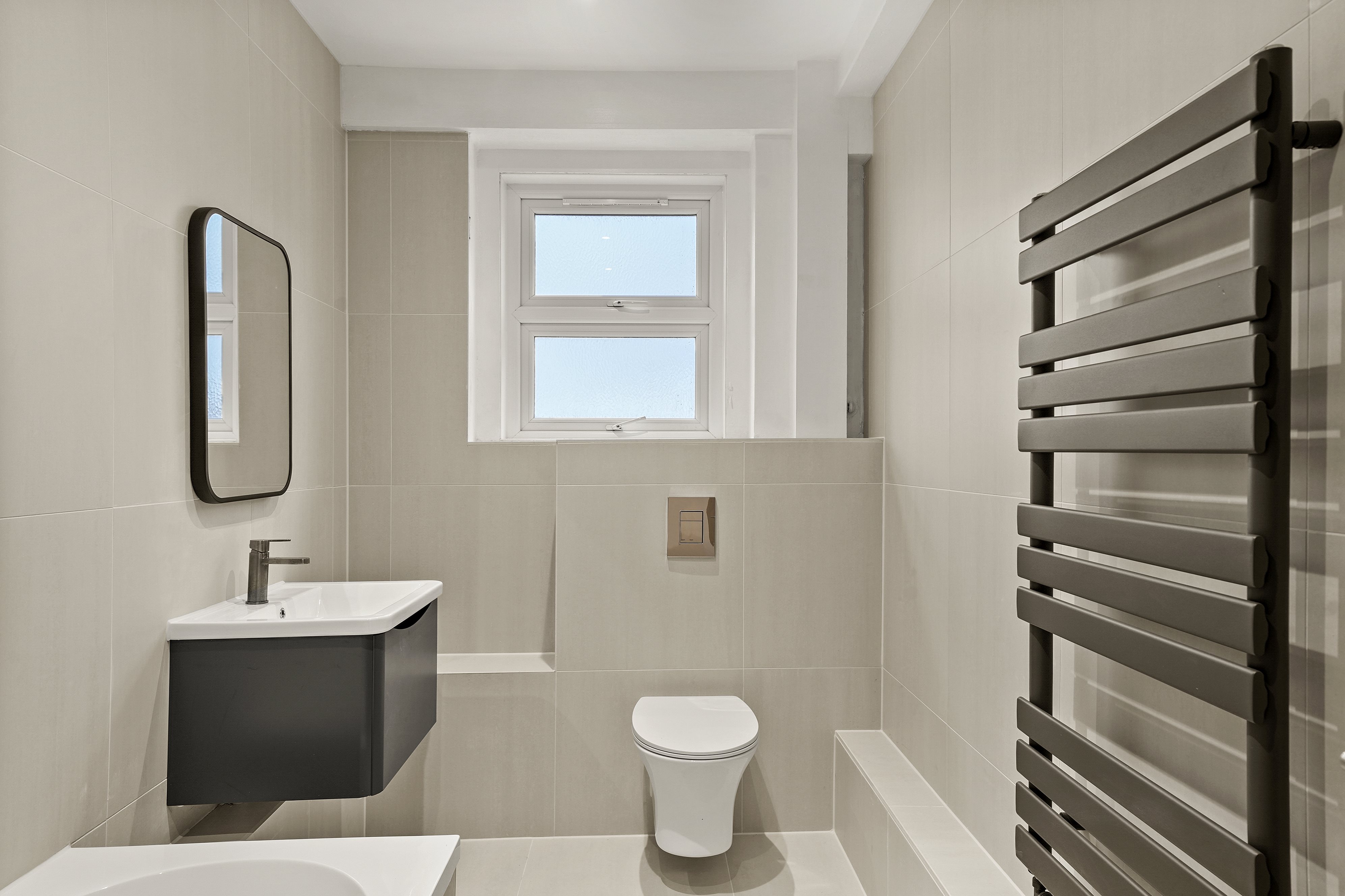 3 bed flat to rent in Richmond Hill, Bournemouth, BH2 13