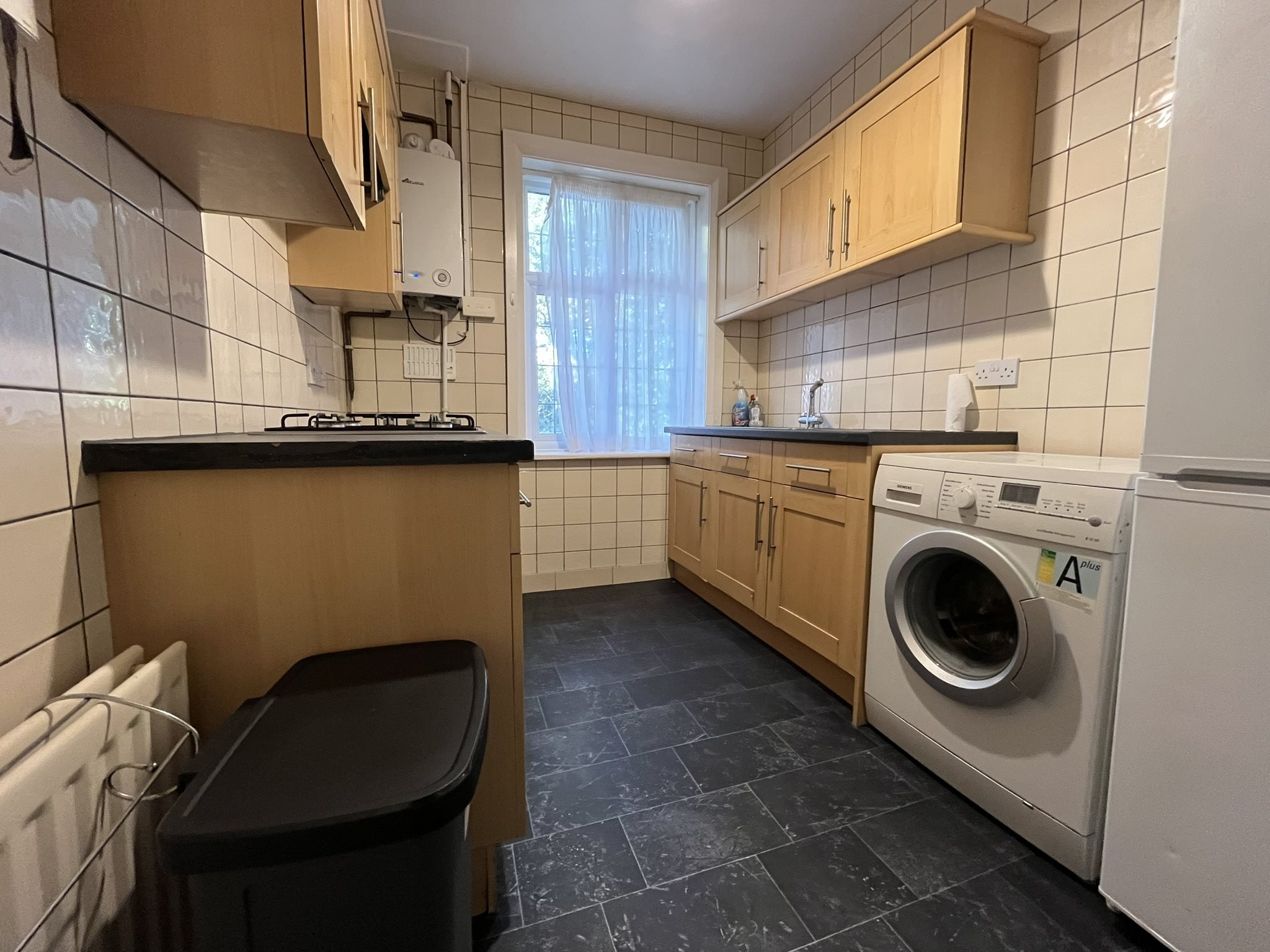 4 bed flat to rent in Gervis Road, Bournemouth 6