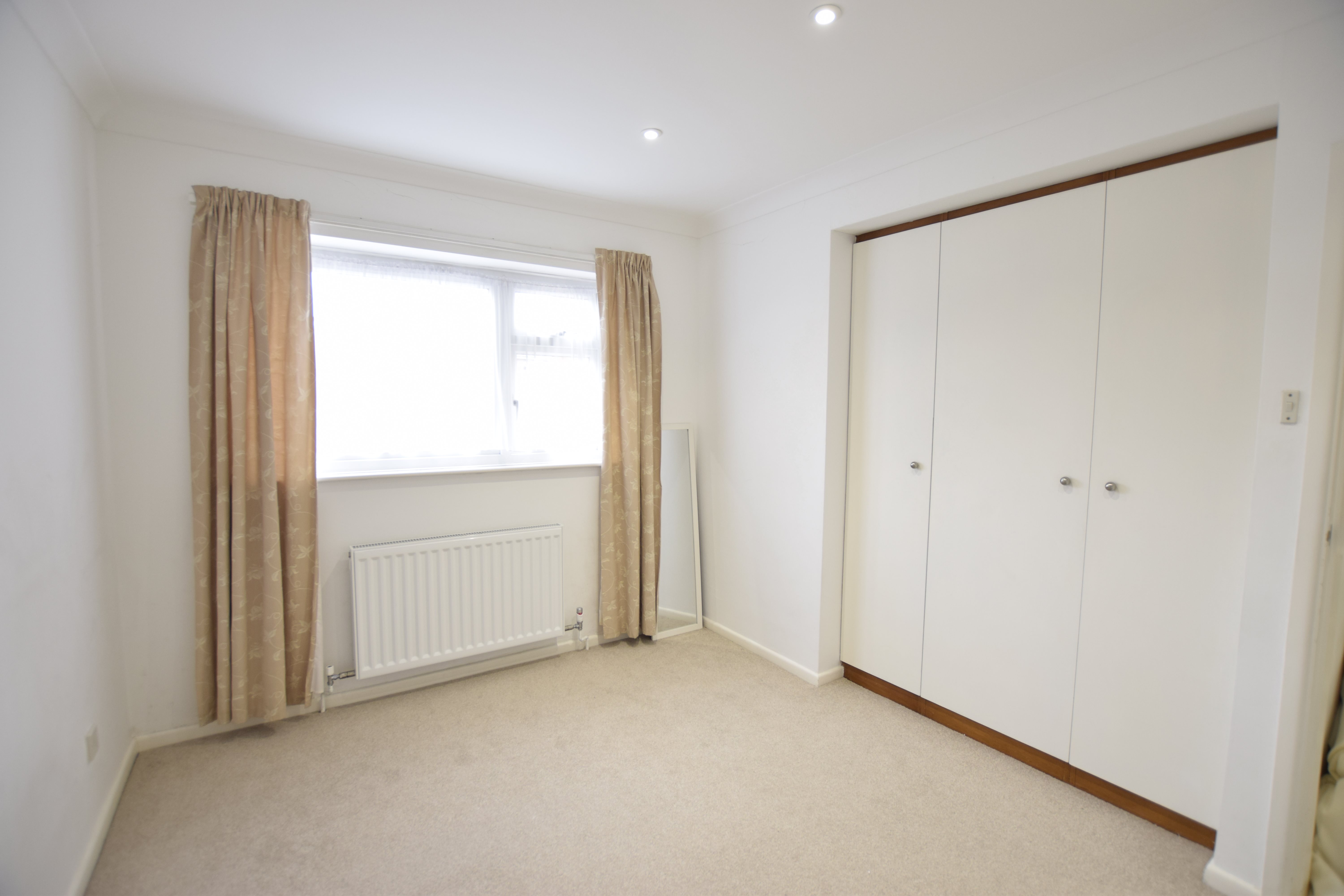 2 bed flat to rent in West Cliff Road, Bournemouth  - Property Image 12