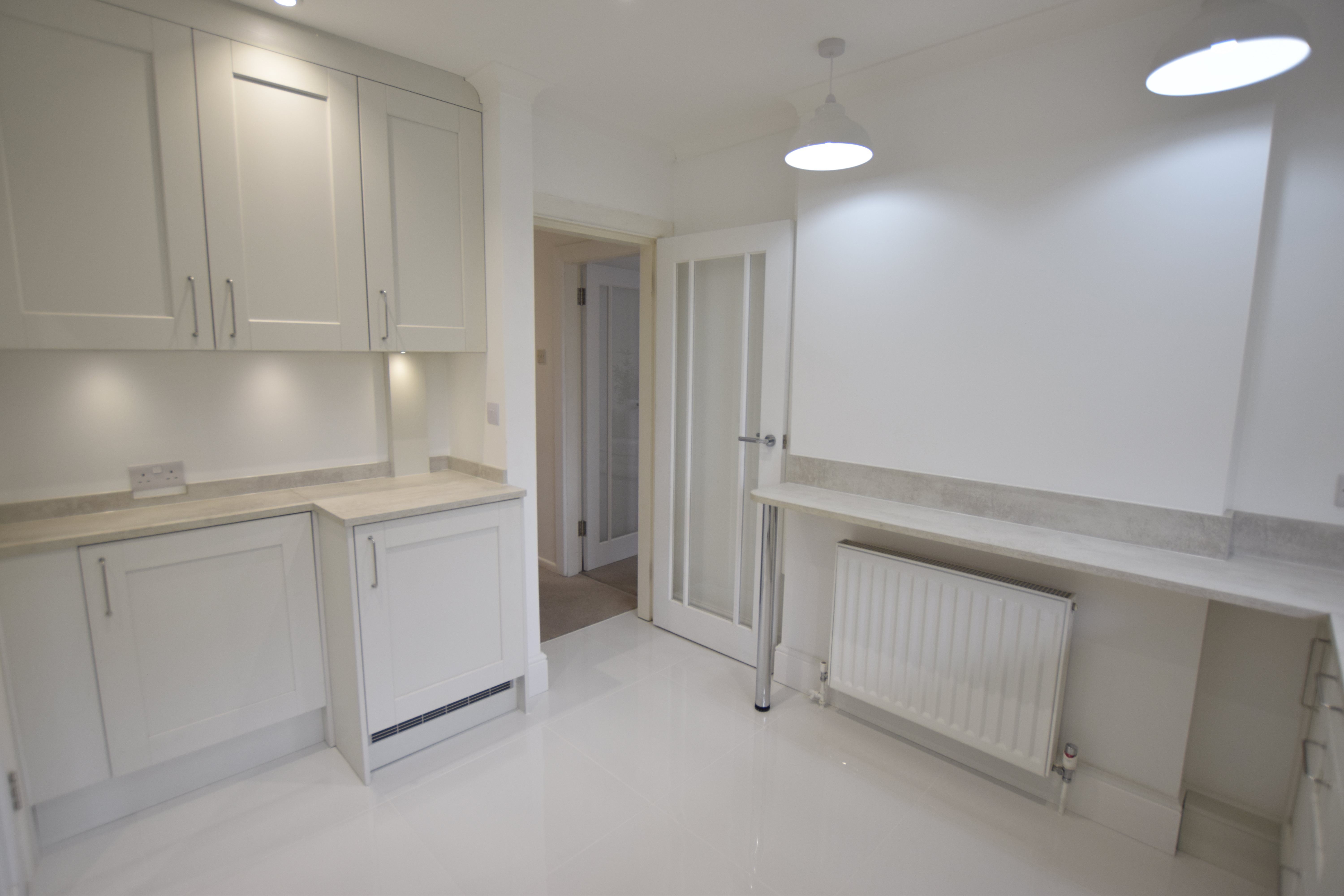 2 bed flat to rent in West Cliff Road, Bournemouth  - Property Image 3