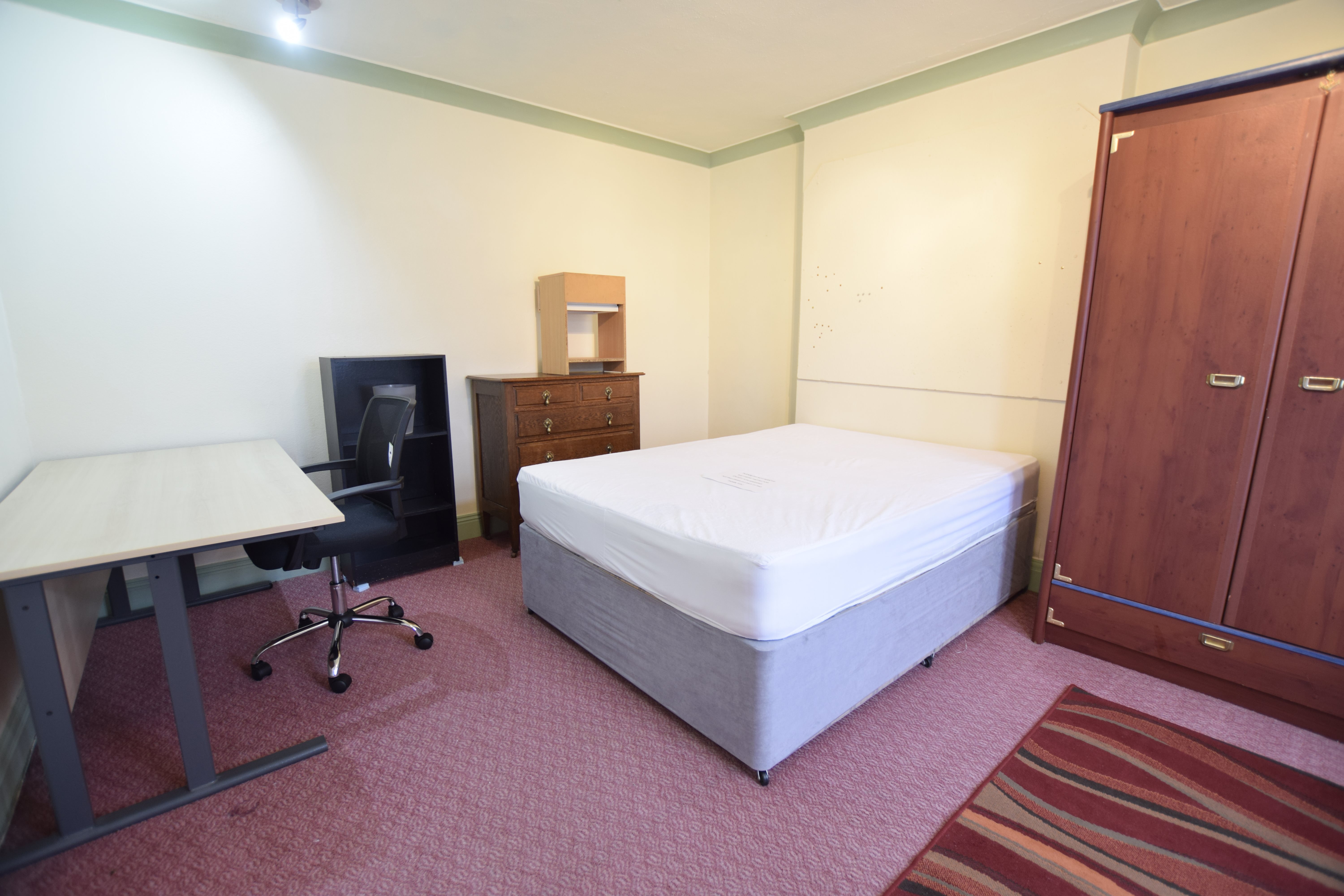 5 bed house to rent in Wallis Road, Bournemouth  - Property Image 8