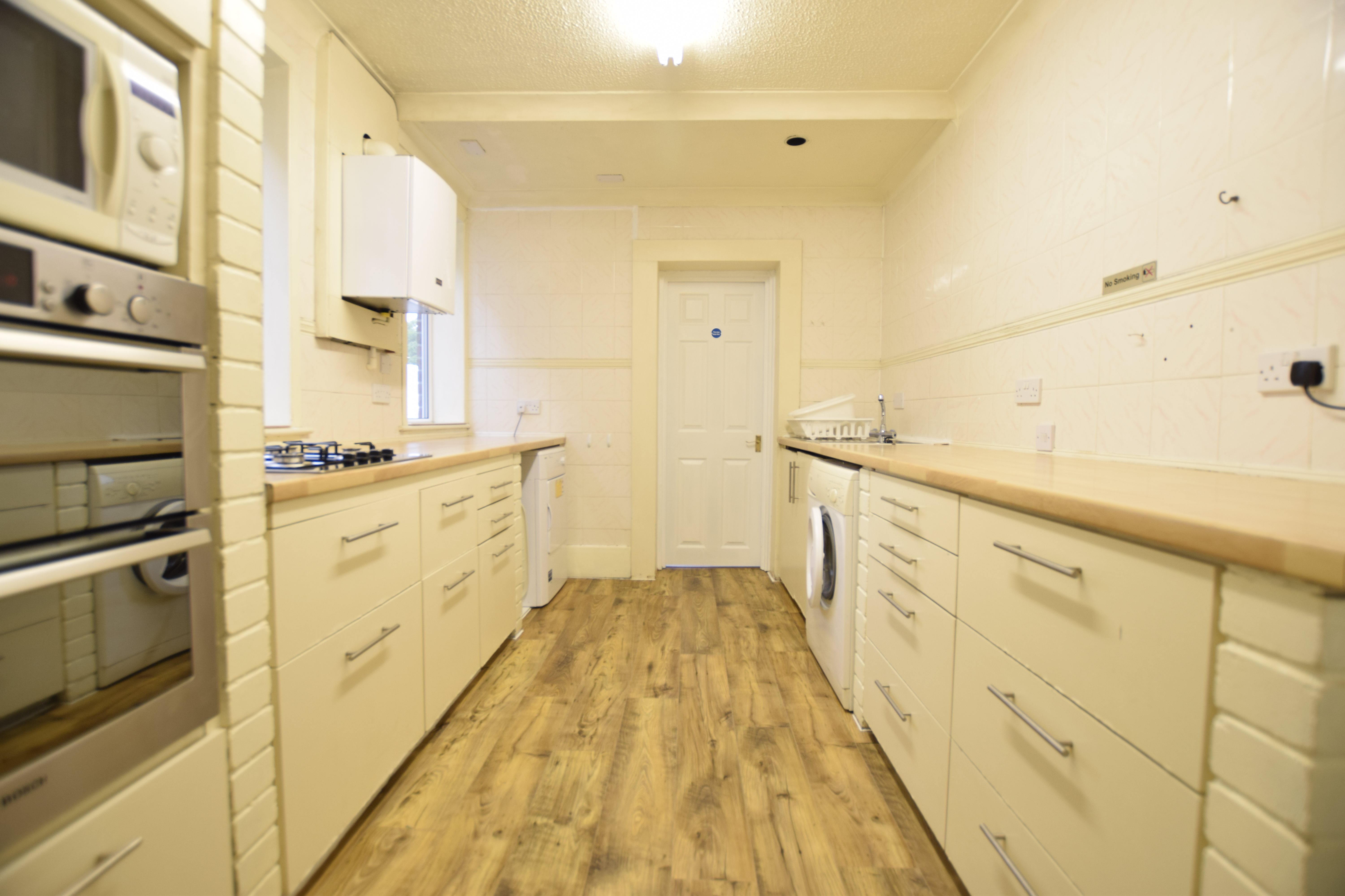 5 bed house to rent in Wallis Road, Bournemouth  - Property Image 4