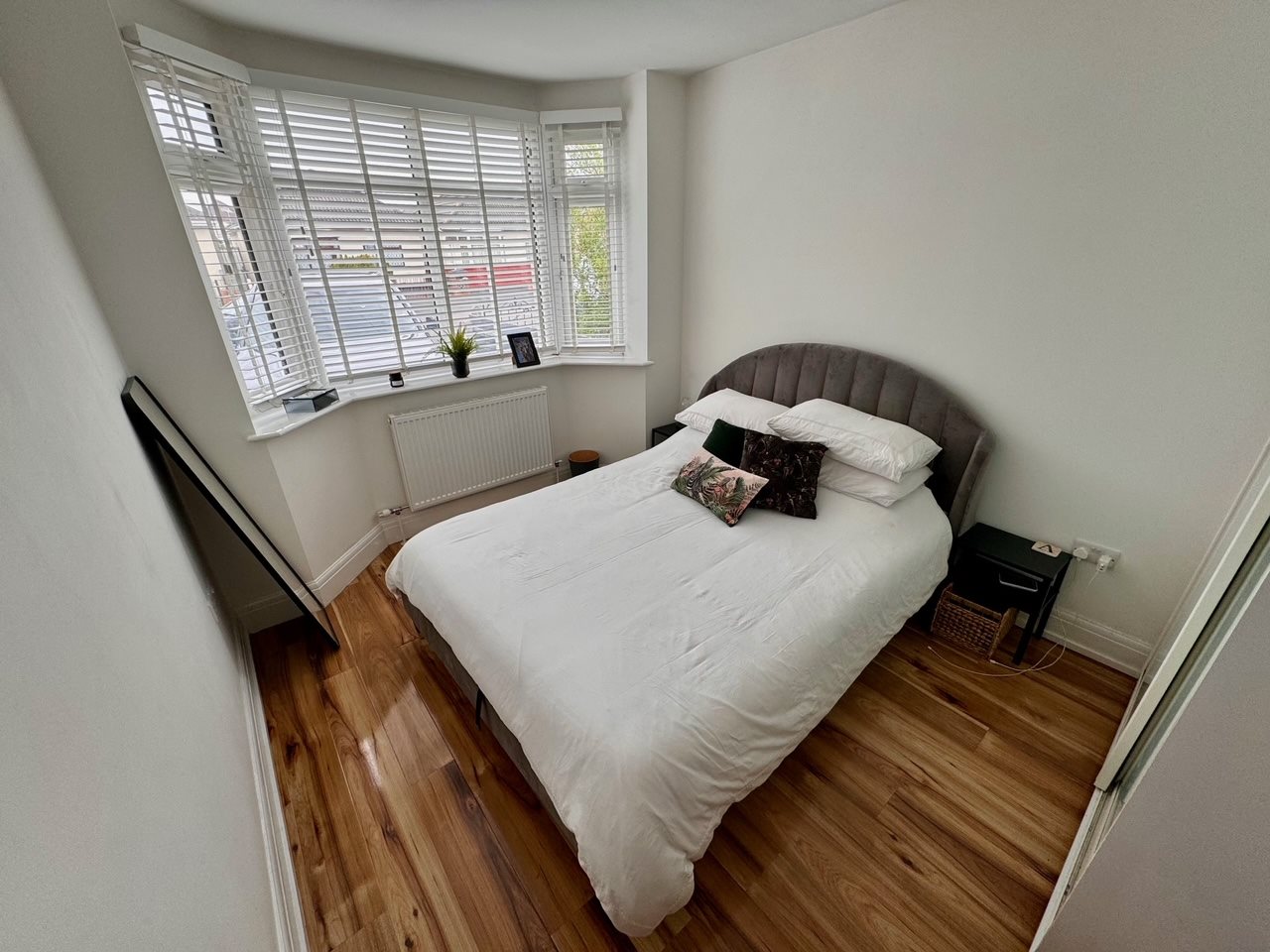 2 bed bungalow to rent in Evershot Road, Bournemouth, BH8 3
