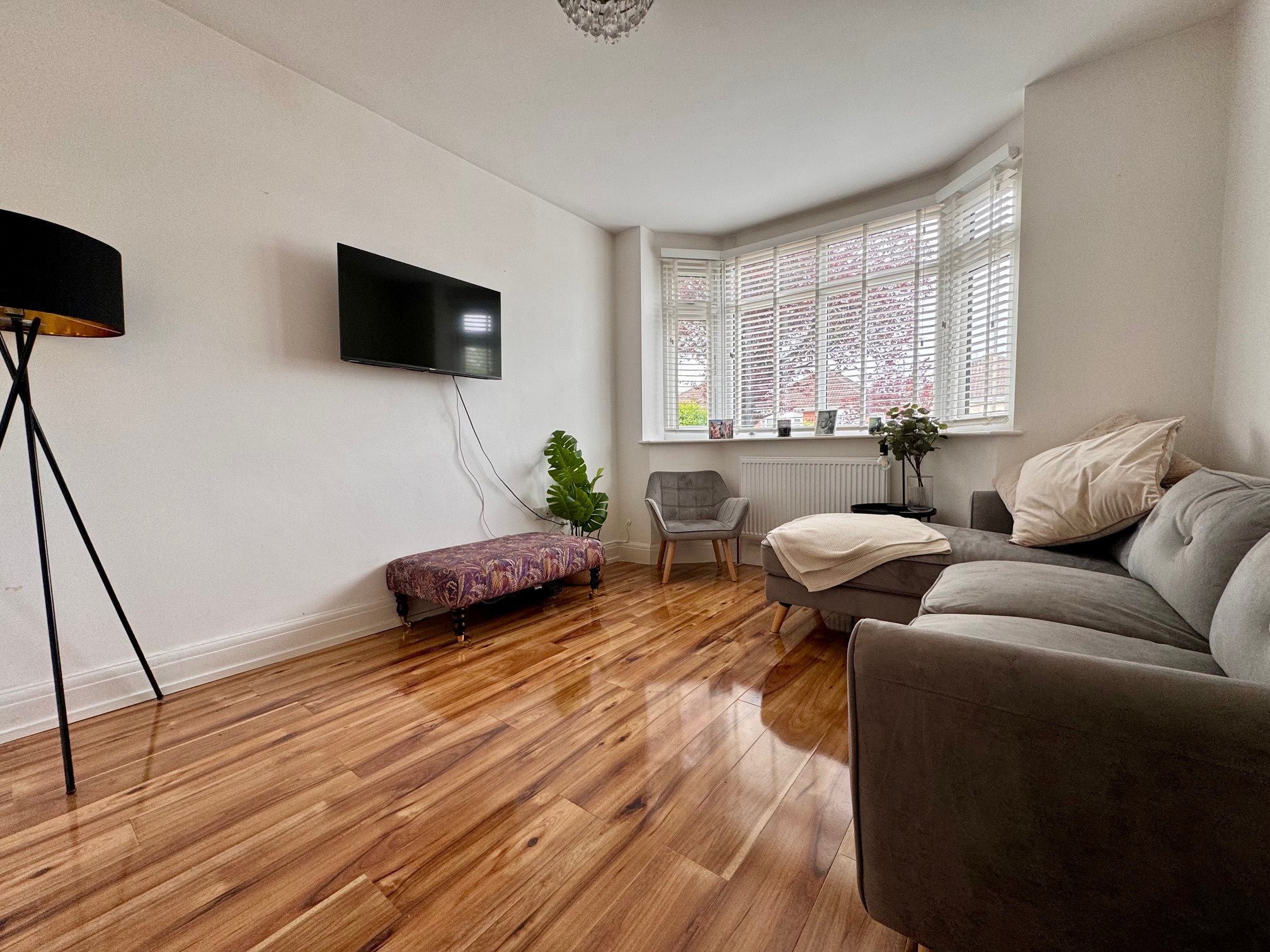 2 bed bungalow to rent in Evershot Road, Bournemouth, BH8  - Property Image 3