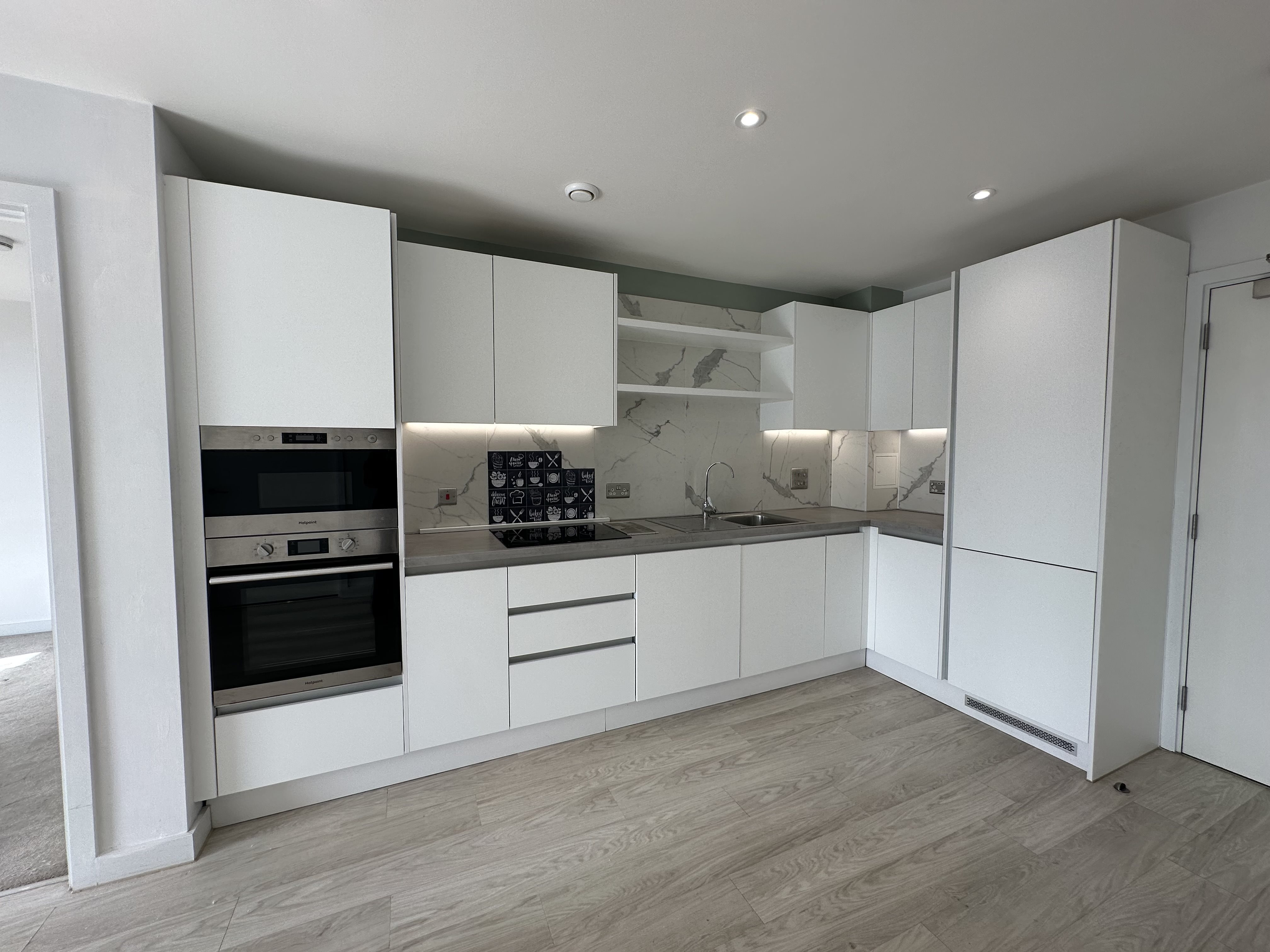 2 bed flat to rent in Holdenhurst Road, Bournemouth, BH8  - Property Image 1