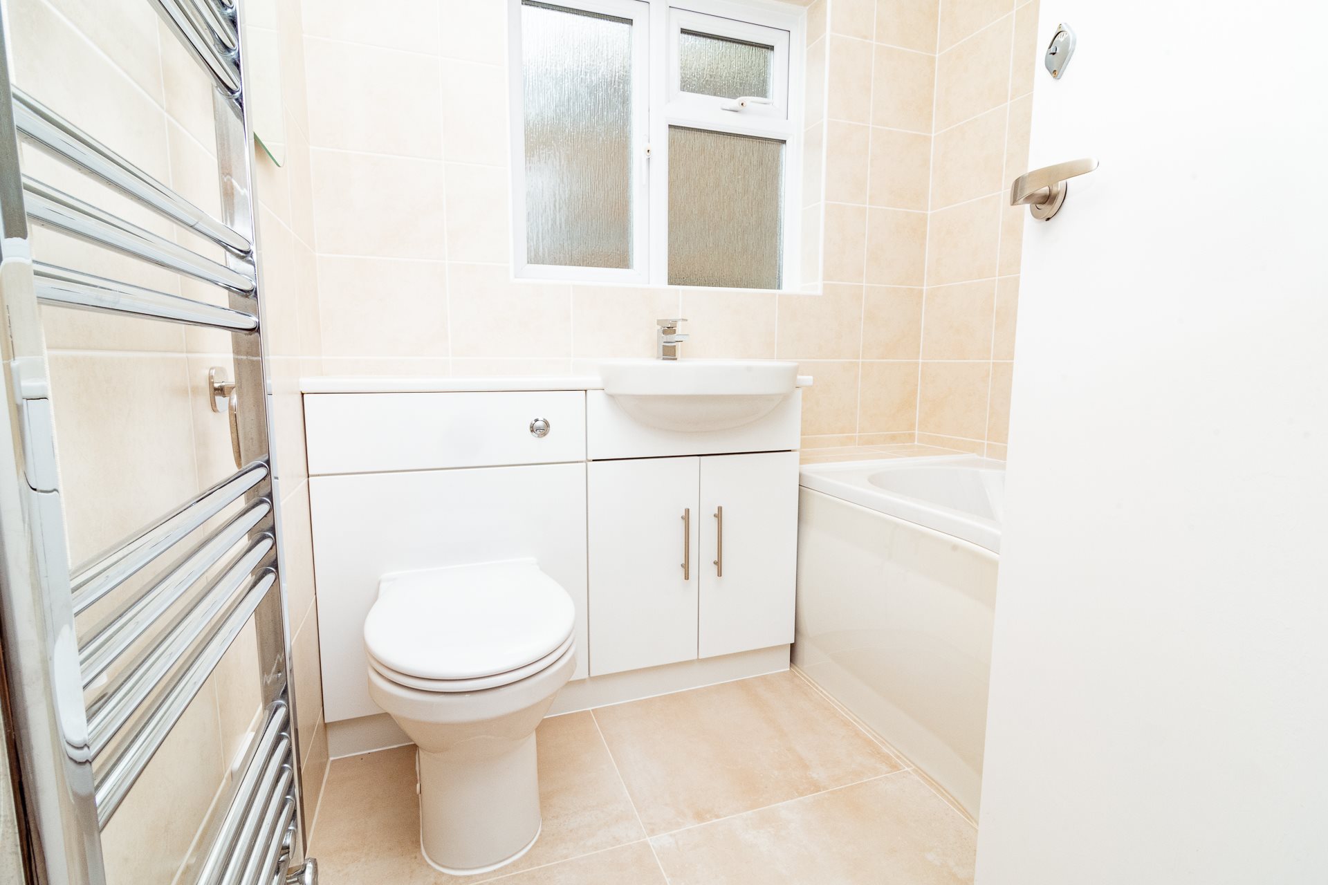 2 bed flat to rent in Grosvenor Road, Bournemouth 8