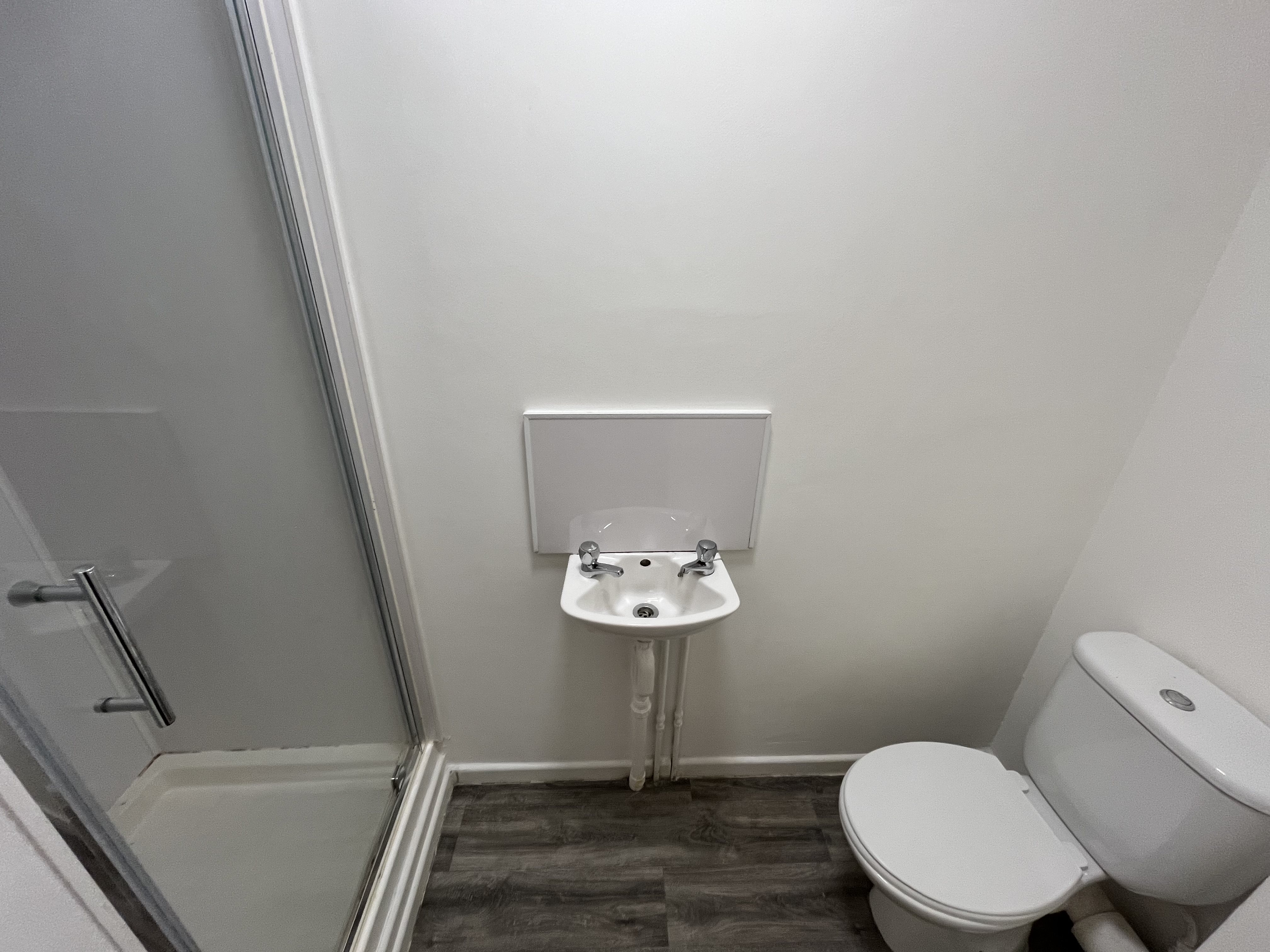 4 bed flat to rent in St Peters Road, Bournemouth 5