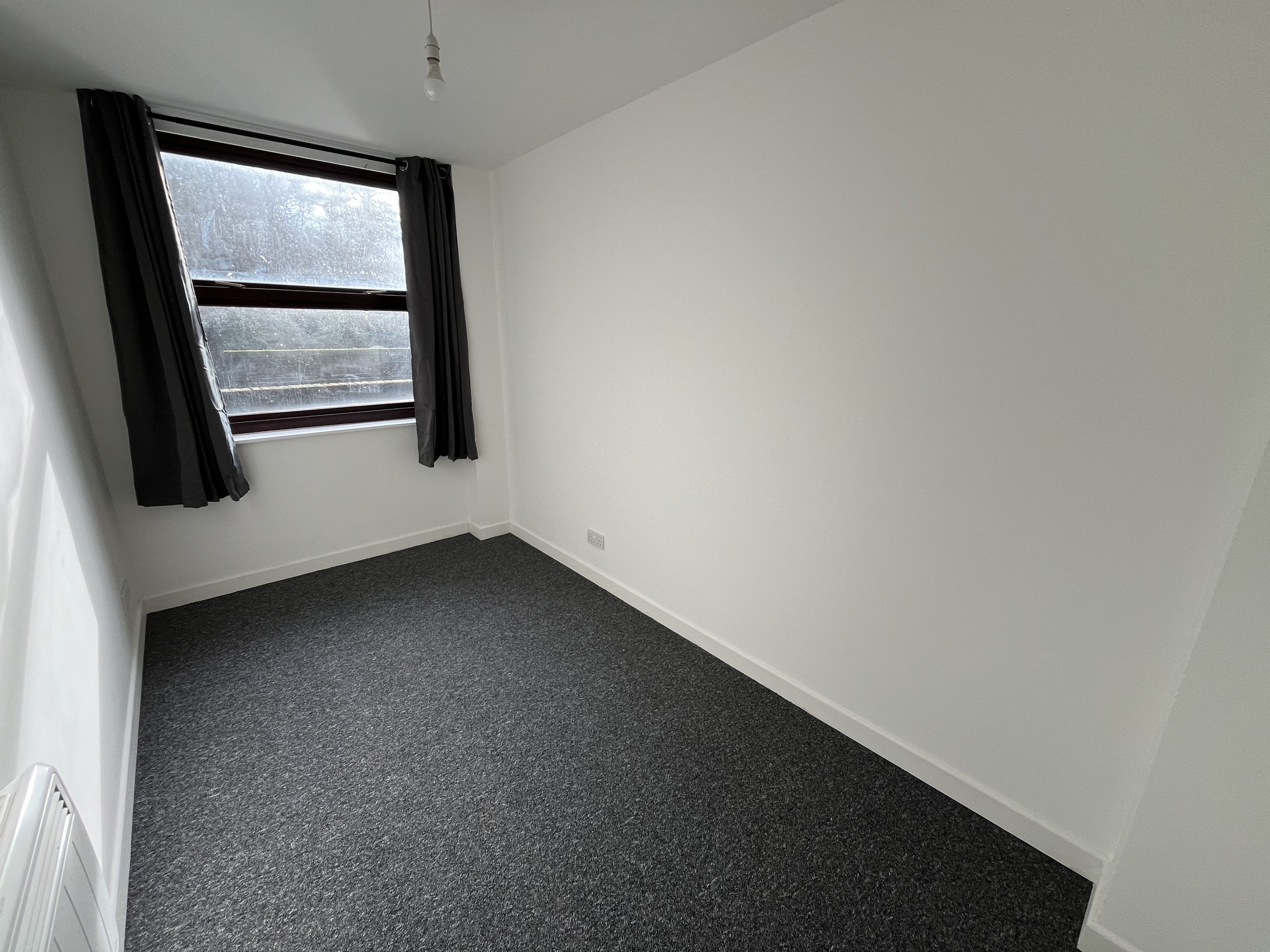 4 bed flat to rent in St Peters Road, Bournemouth  - Property Image 7