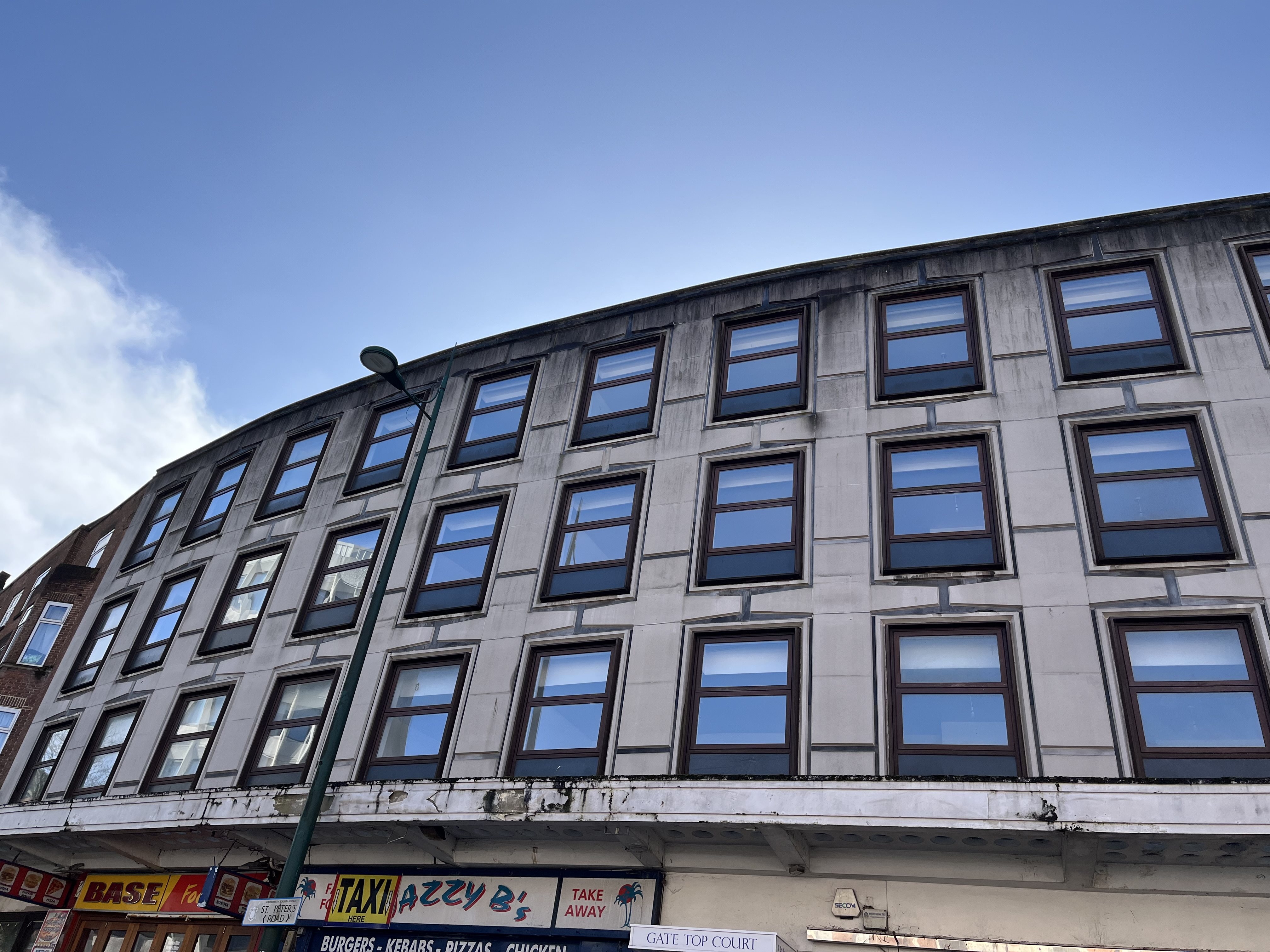3 bed flat to rent in St Peters Road, Bournemouth, BH1 2