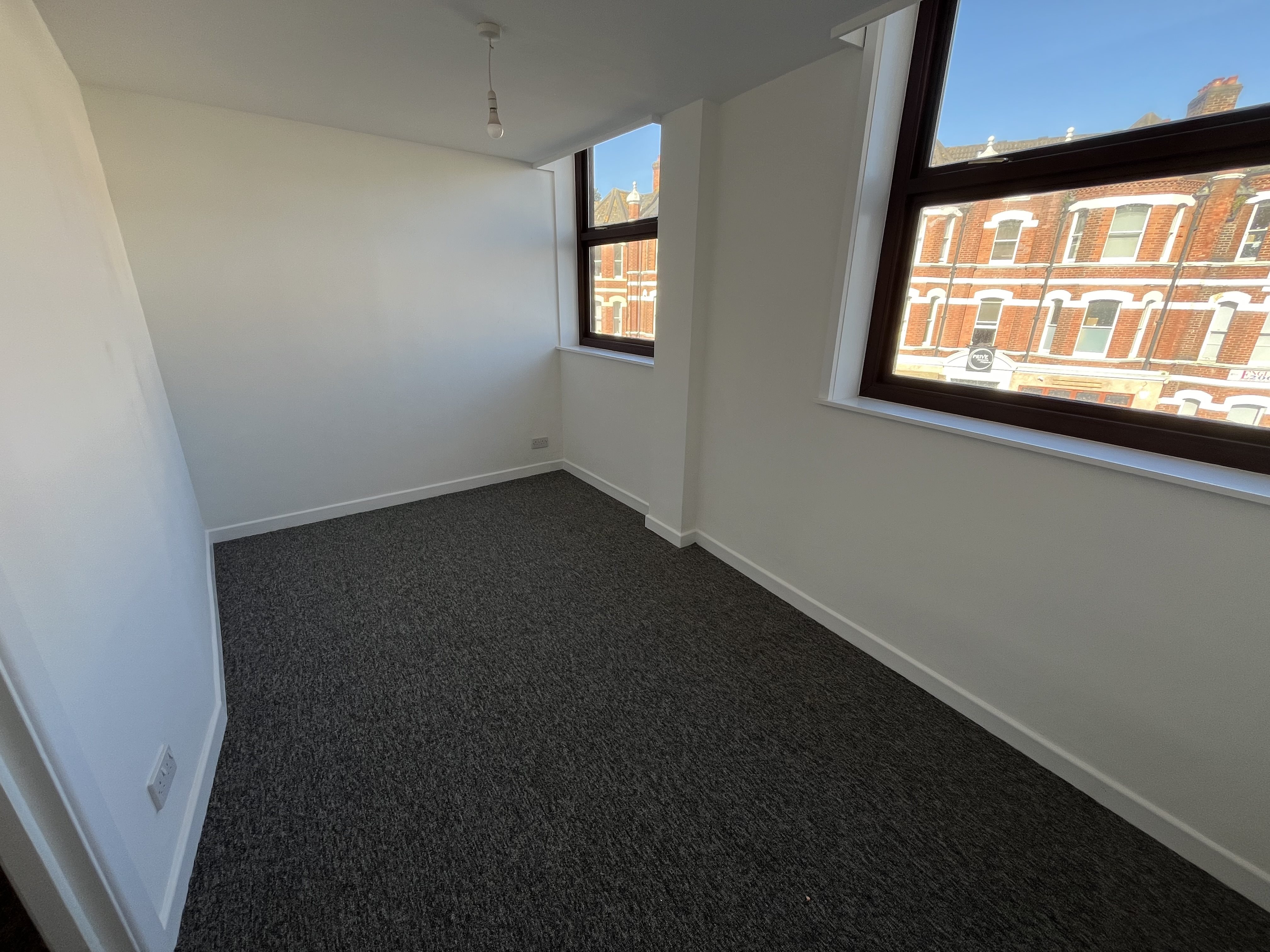 3 bed flat to rent in St Peters Road, Bournemouth, BH1 5