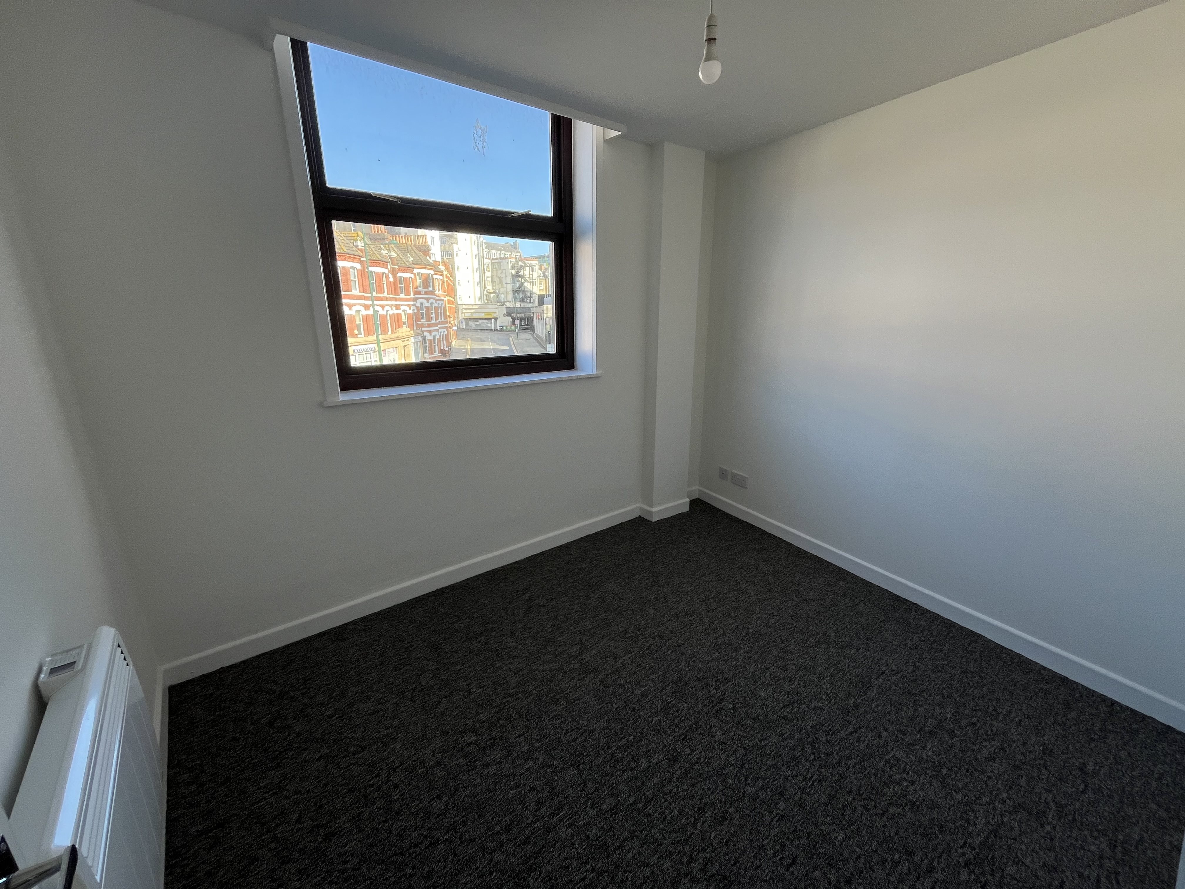 3 bed flat to rent in St Peters Road, Bournemouth, BH1 4
