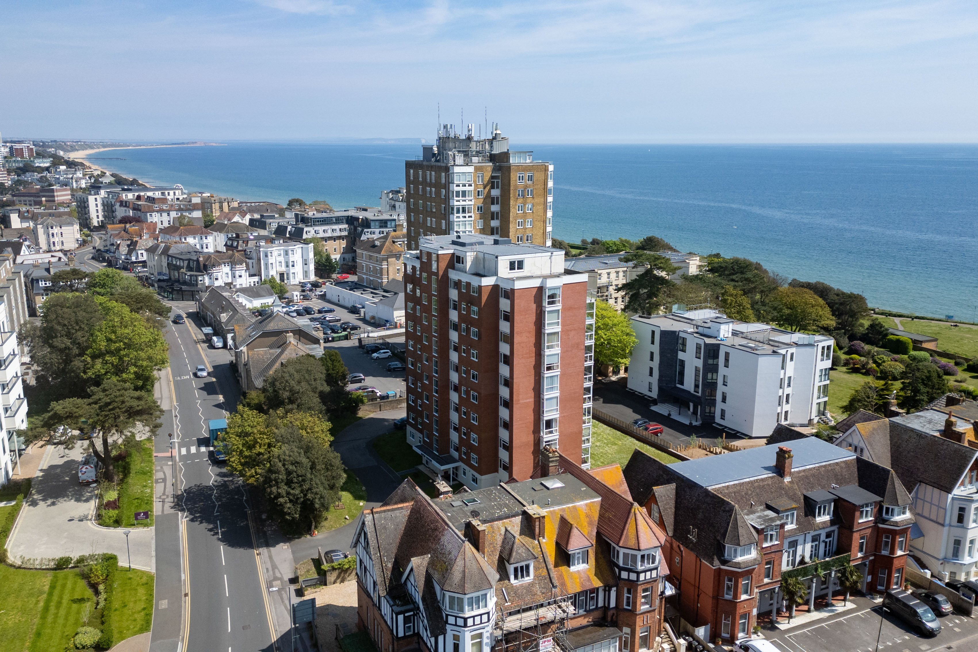 3 bed penthouse to rent in West Cliff Road, Bournemouth, BH2 - Property Image 1