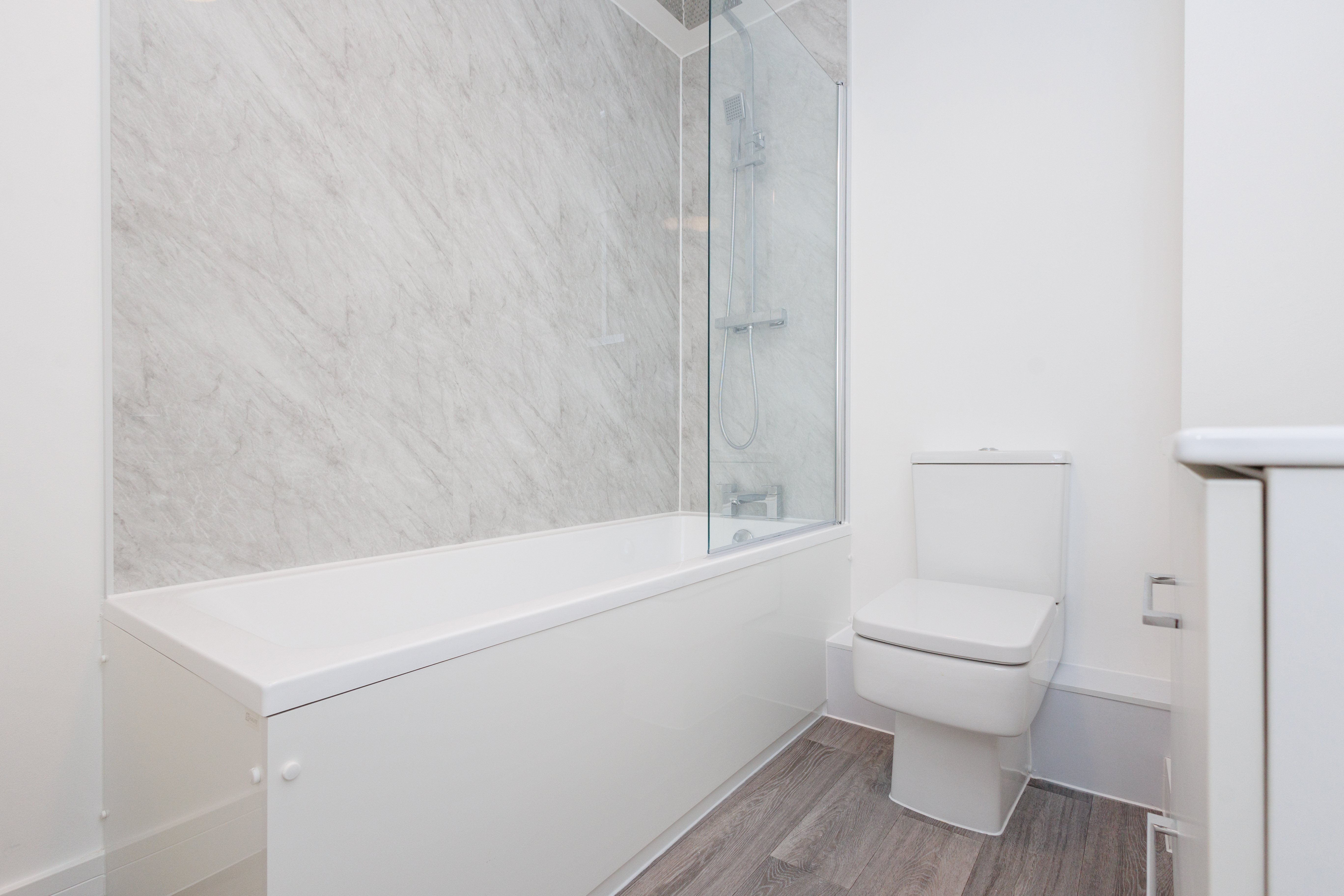 2 bed flat for sale in St Johns Road, Bournemouth 6