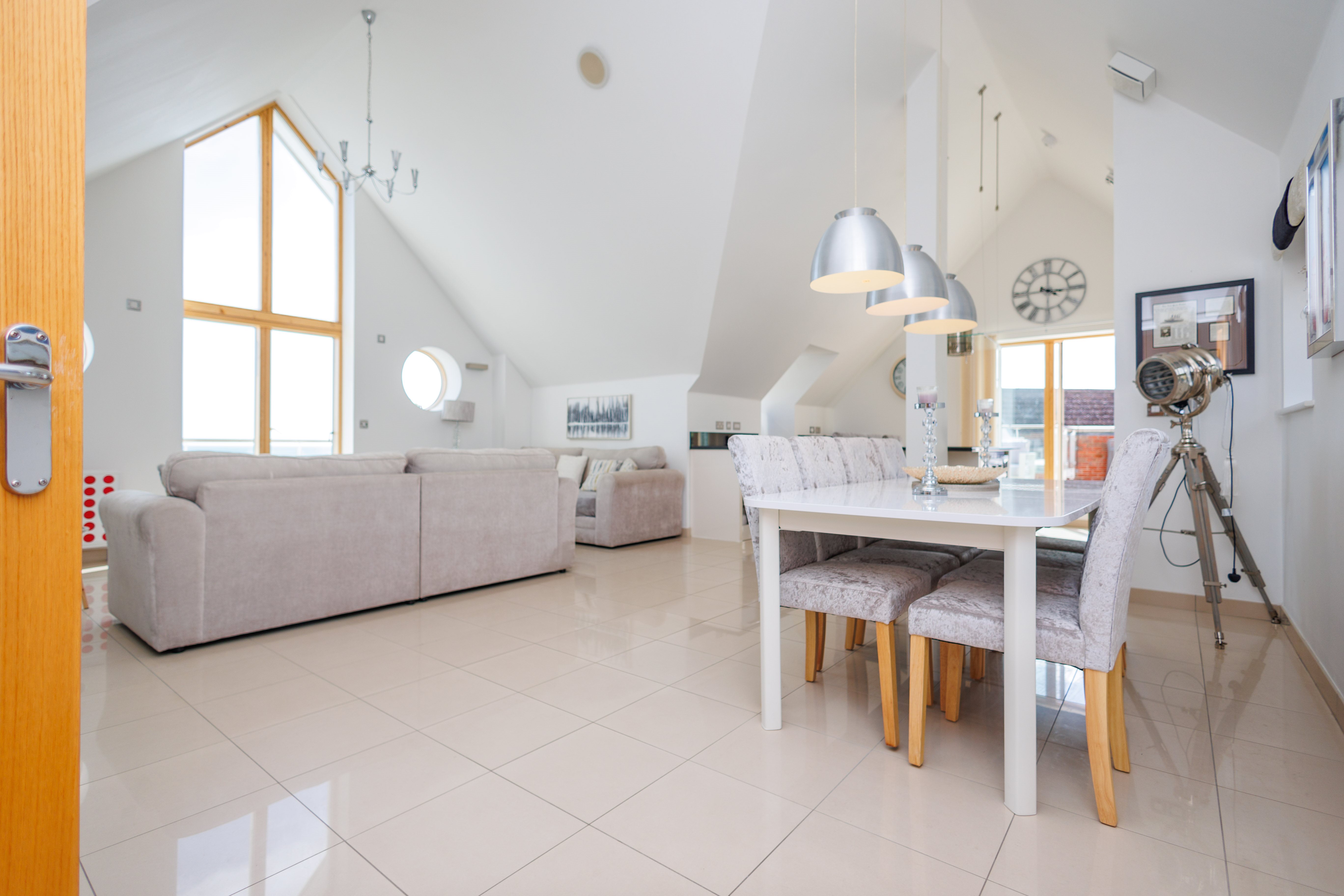 2 bed flat for sale in Honeycombe Beach, Honeycombe Chine 2