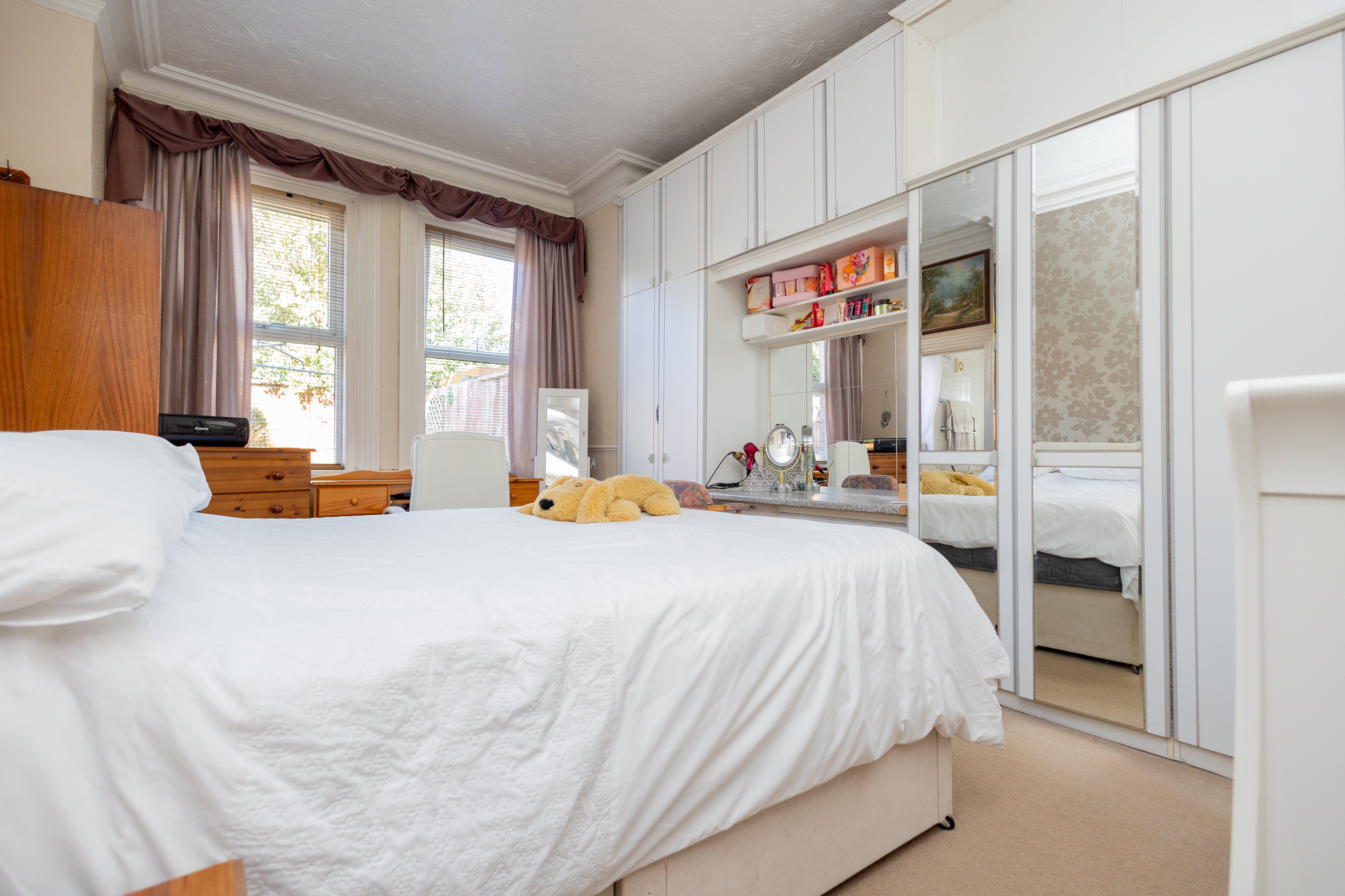 2 bed ground floor flat for sale in Adeline Road, Boscombe, BH5 8
